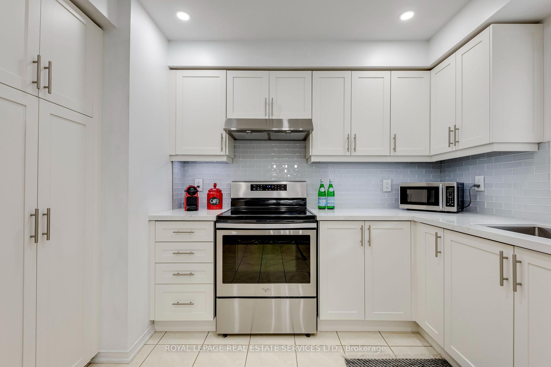 Photo 20 of Unit 17, 2360 Parkhaven Boulevard, Oakville, River Oaks — HOMEH