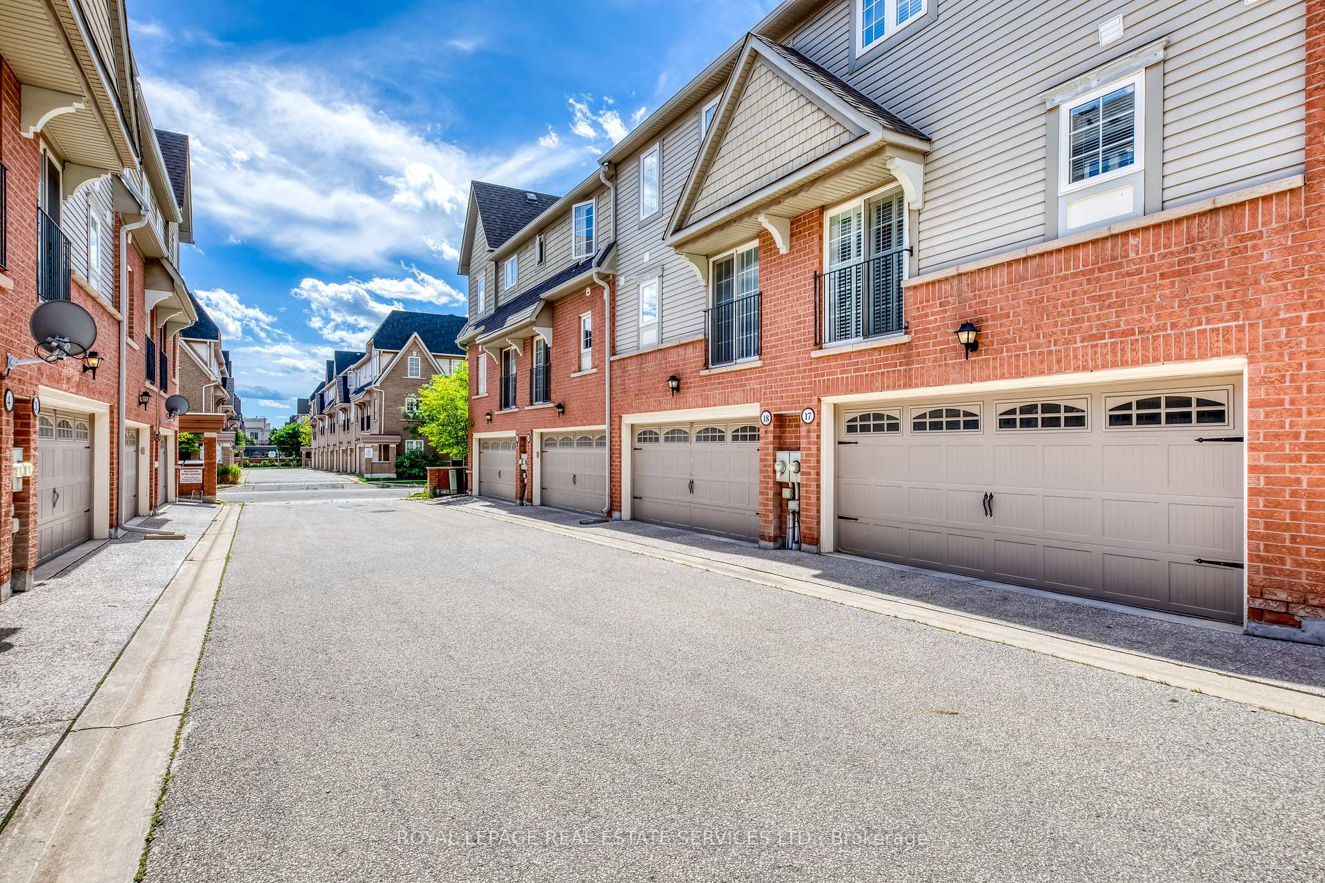 Photo 44 of Unit 17, 2360 Parkhaven Boulevard, Oakville, River Oaks — HOMEH