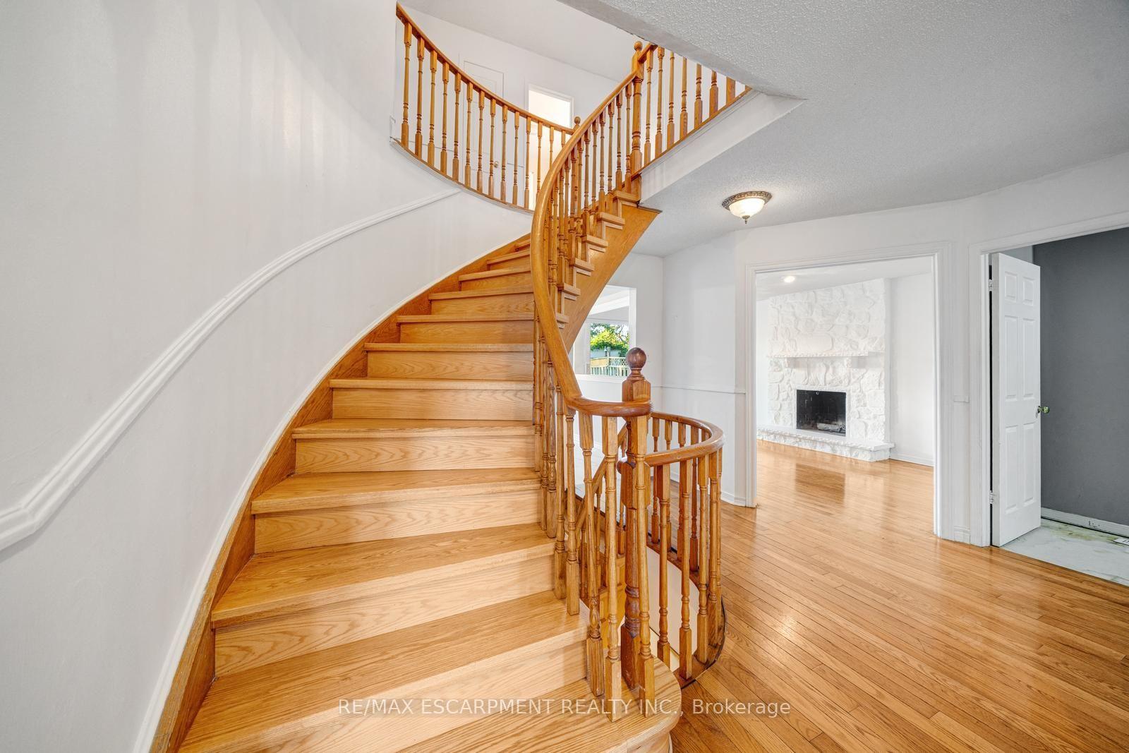 Photo 19 of 2081 Lynn Heights Drive, Pickering, Liverpool — HOMEH