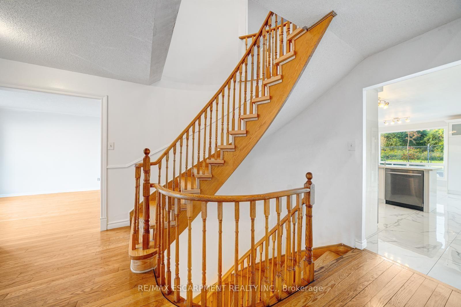 Photo 20 of 2081 Lynn Heights Drive, Pickering, Liverpool — HOMEH