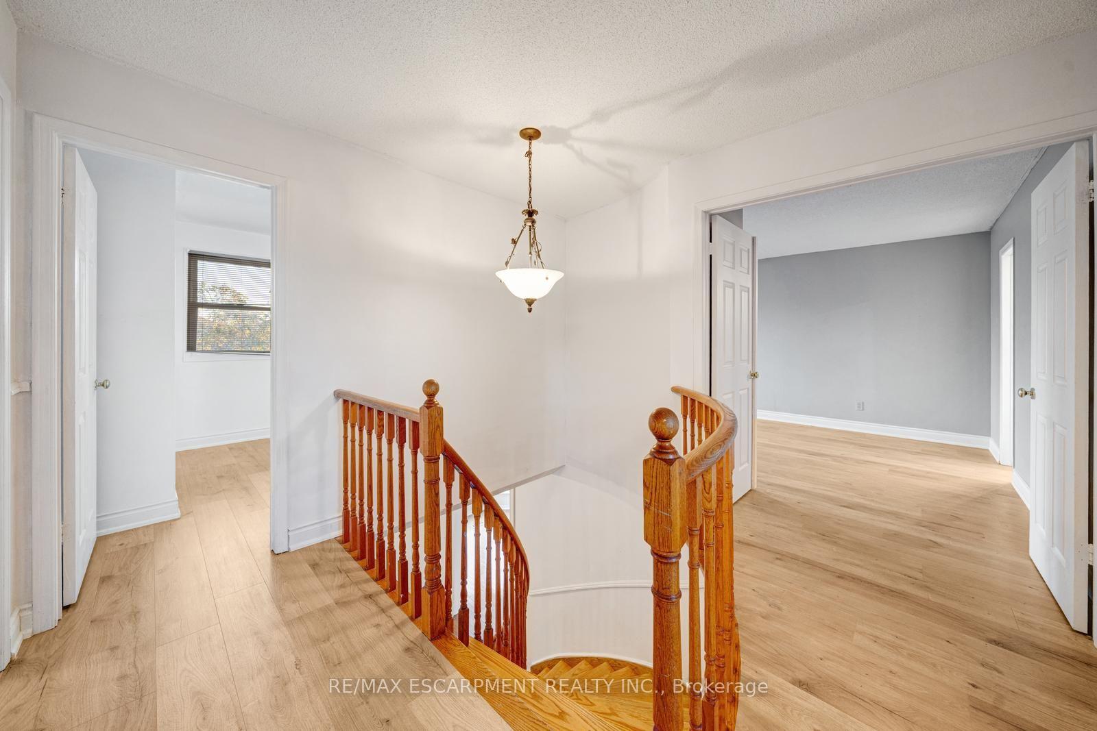 Photo 21 of 2081 Lynn Heights Drive, Pickering, Liverpool — HOMEH