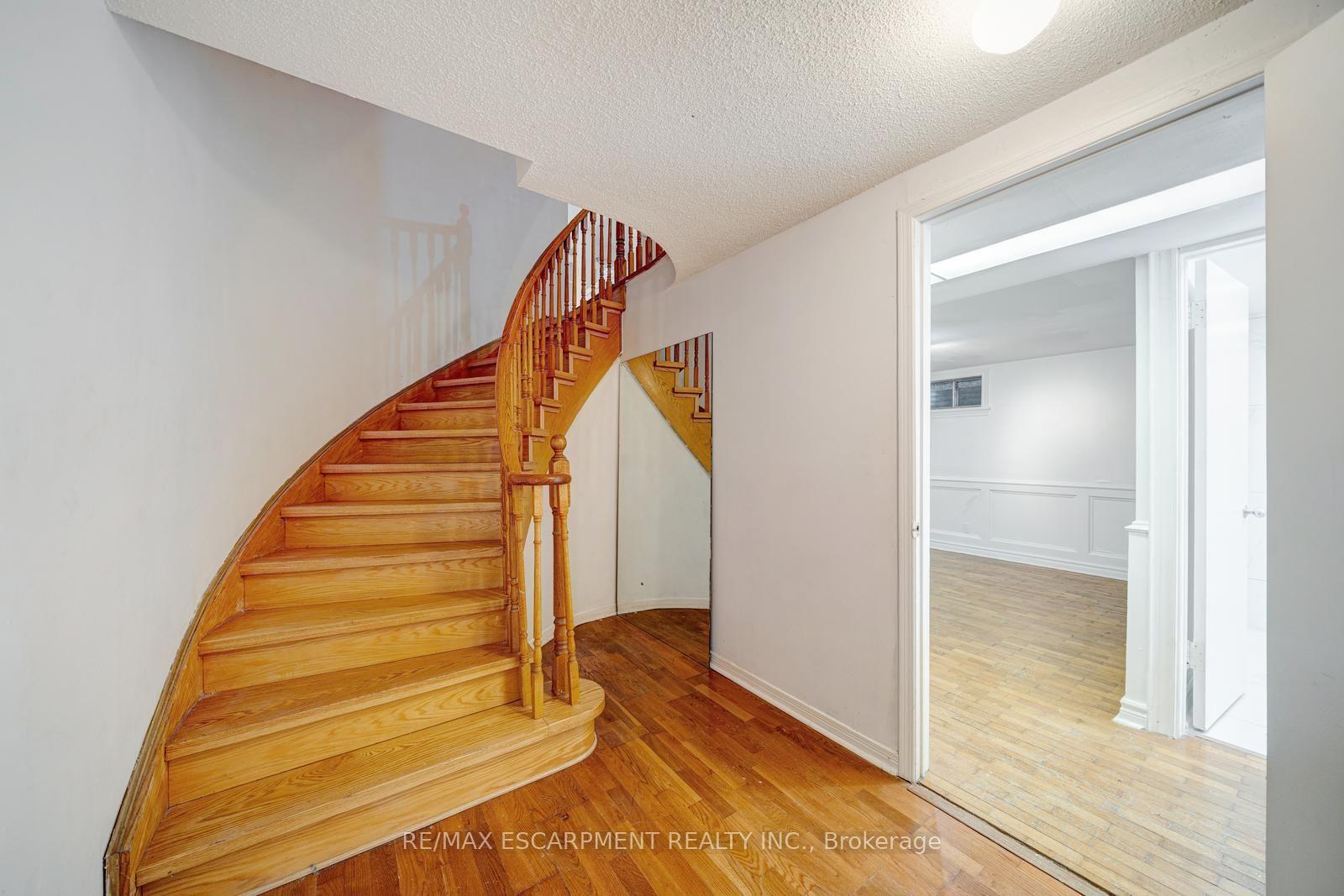 Photo 34 of 2081 Lynn Heights Drive, Pickering, Liverpool — HOMEH
