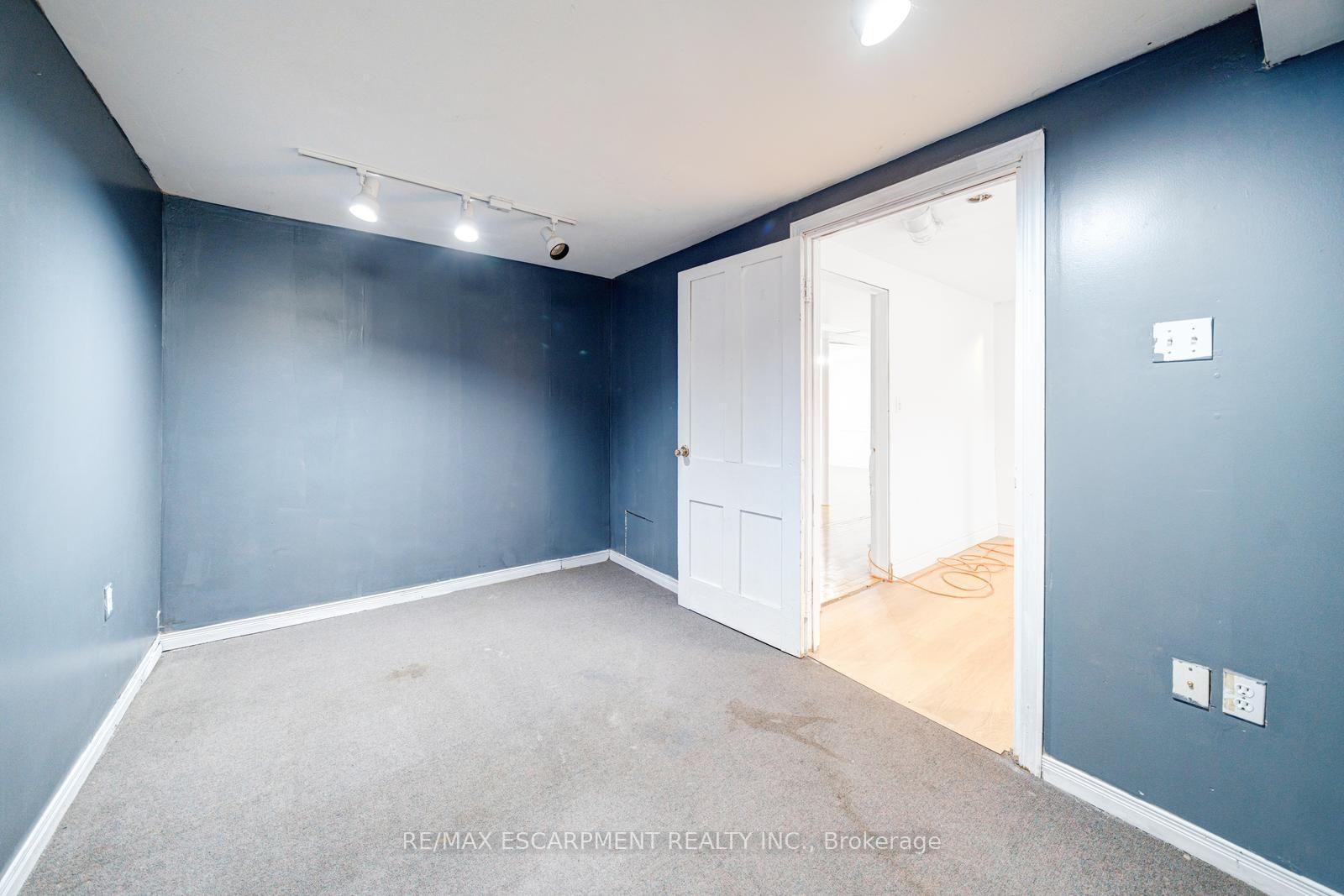 Photo 39 of 2081 Lynn Heights Drive, Pickering, Liverpool — HOMEH
