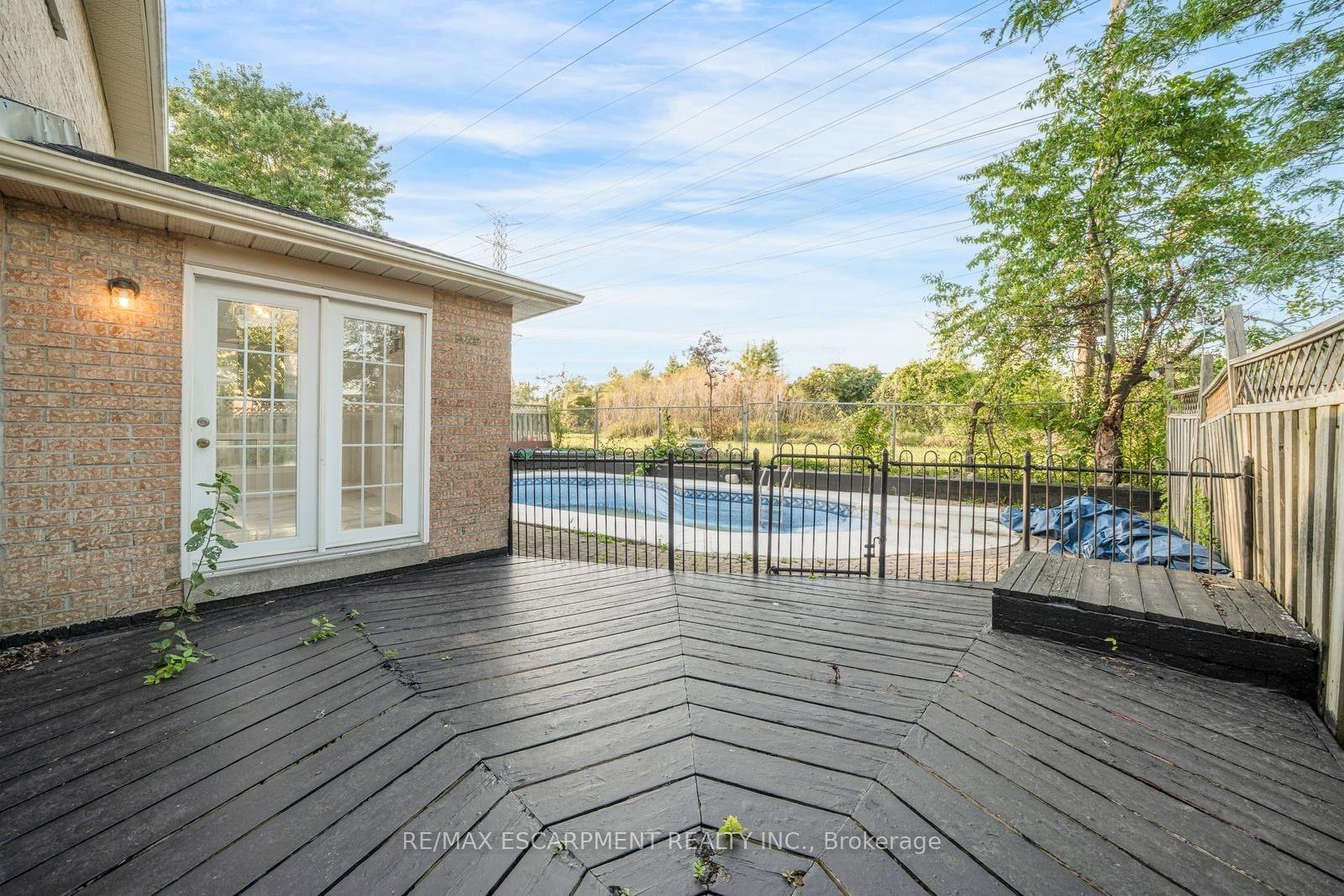 Photo 43 of 2081 Lynn Heights Drive, Pickering, Liverpool — HOMEH