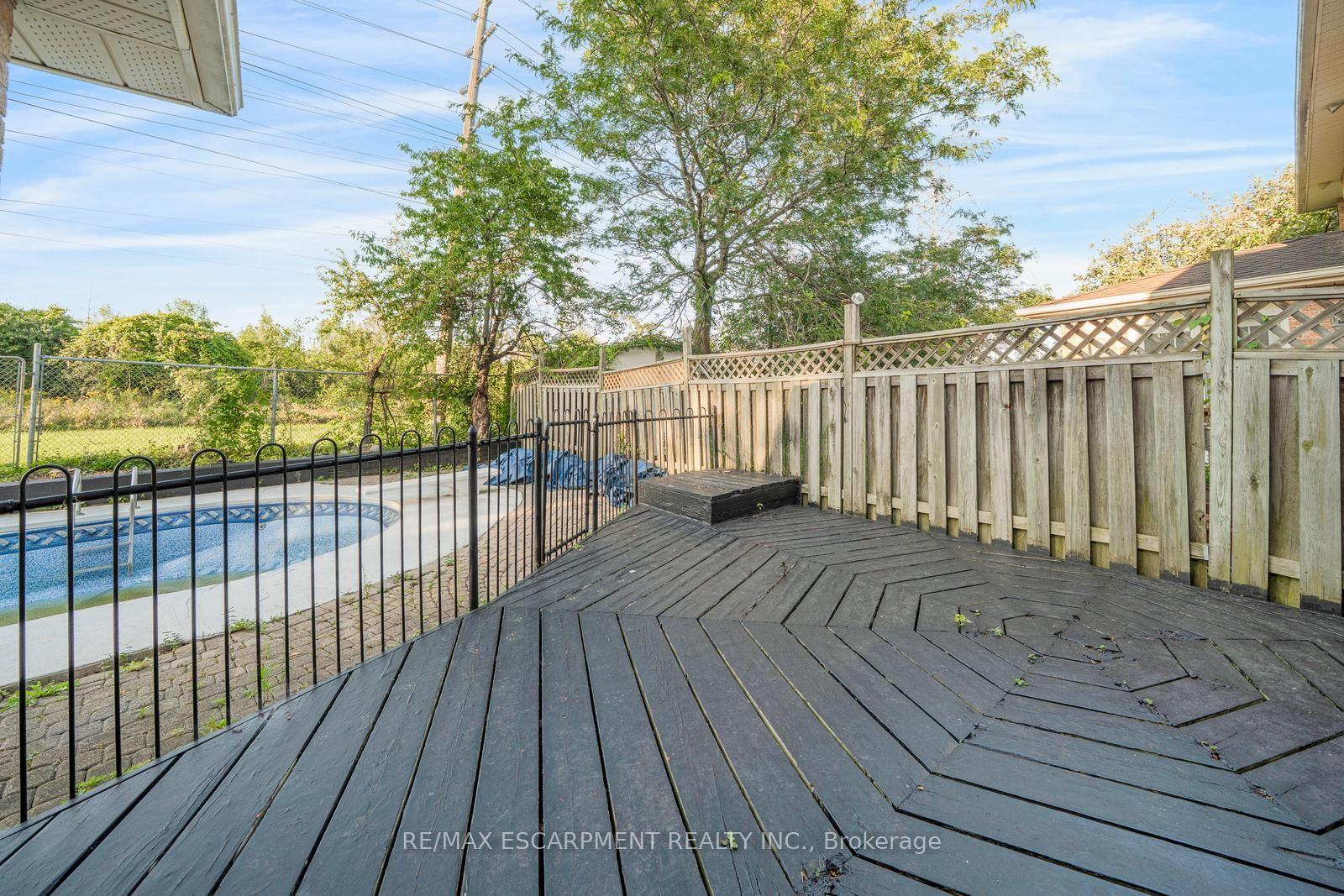 Photo 44 of 2081 Lynn Heights Drive, Pickering, Liverpool — HOMEH