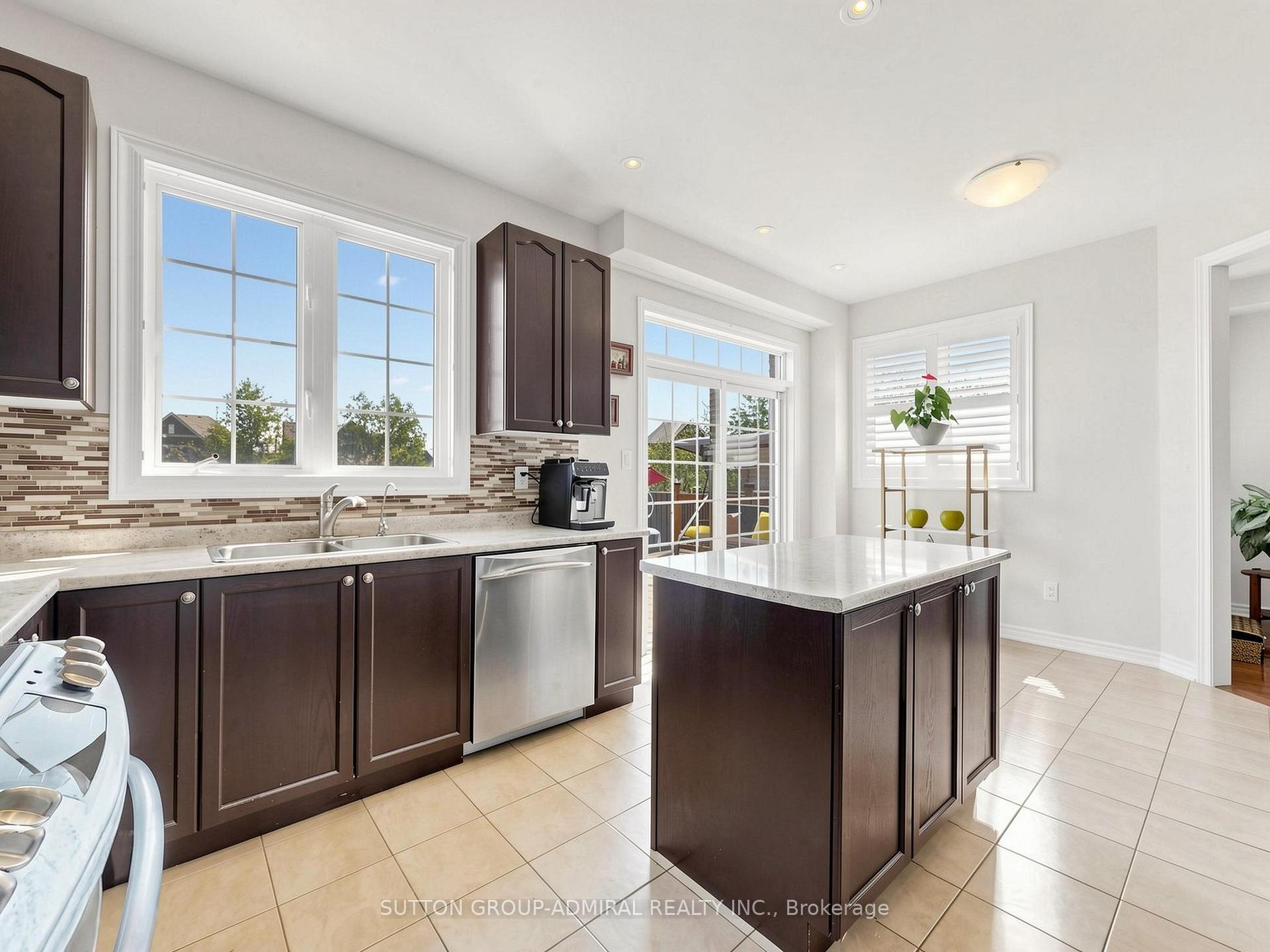 Photo 10 of 1311 Hunter Street, Innisfil, Alcona — HOMEH