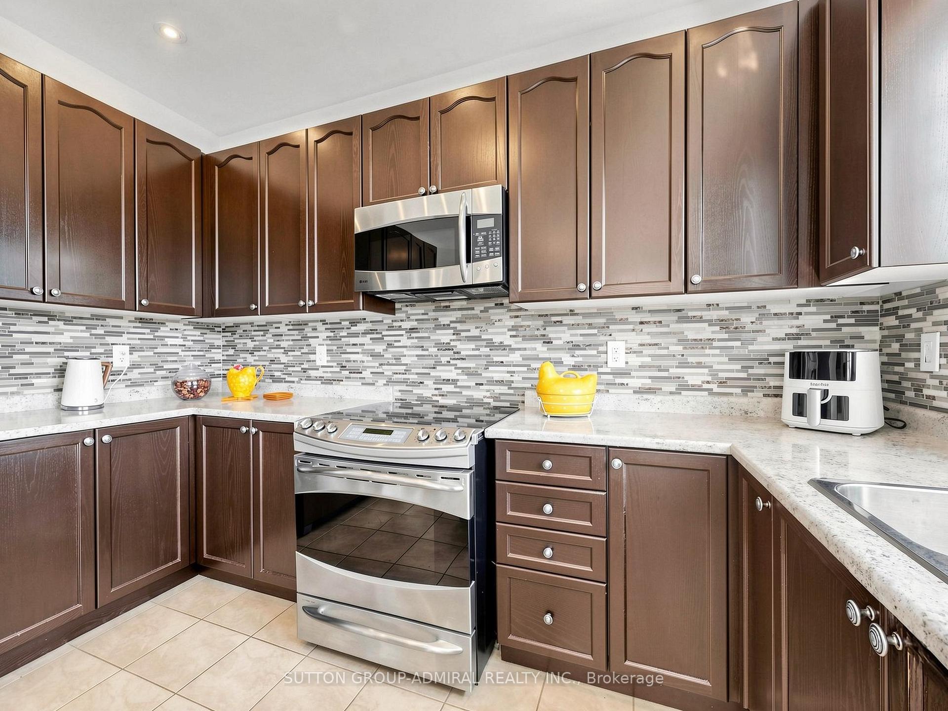Photo 13 of 1311 Hunter Street, Innisfil, Alcona — HOMEH