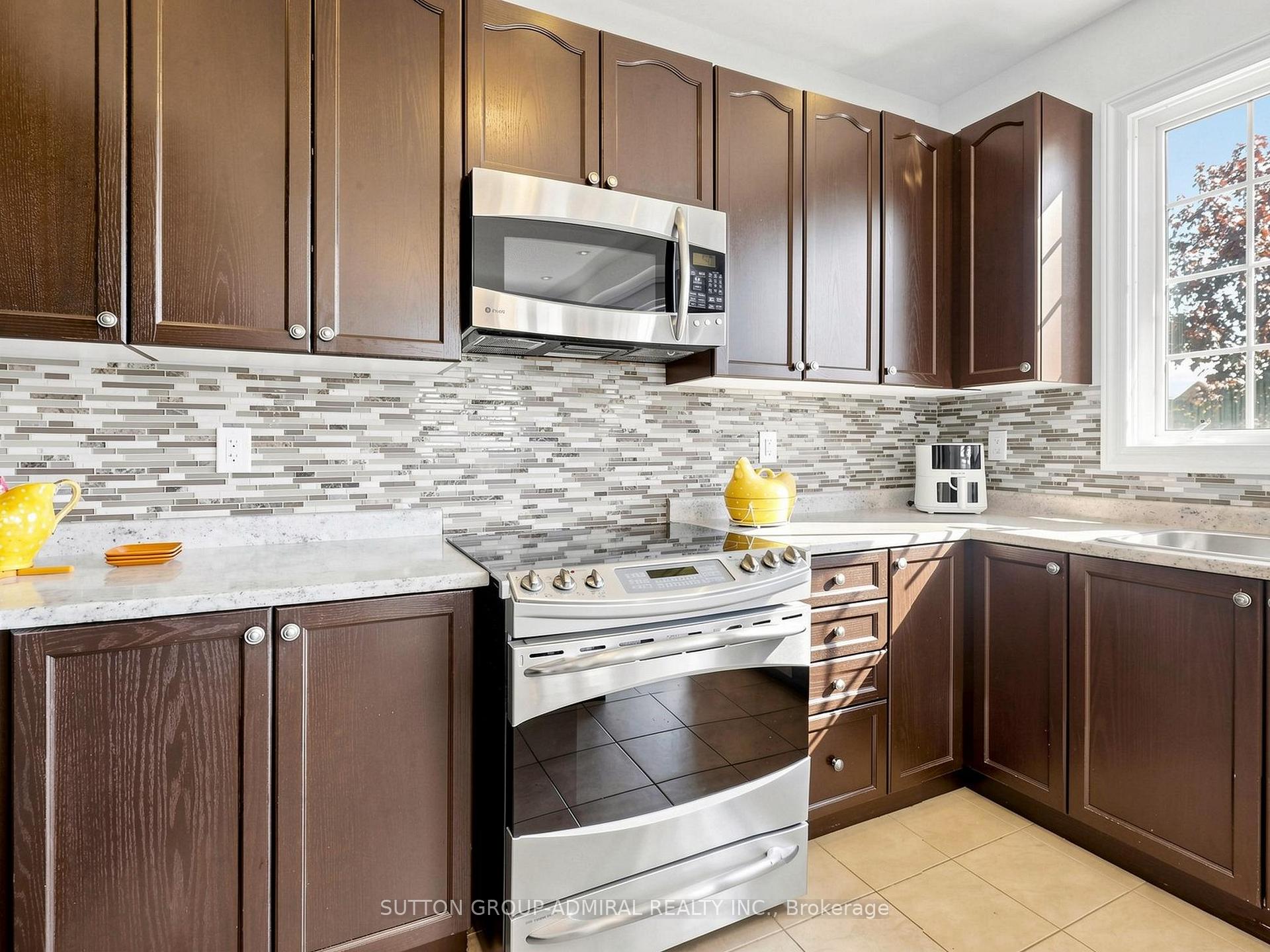 Photo 15 of 1311 Hunter Street, Innisfil, Alcona — HOMEH