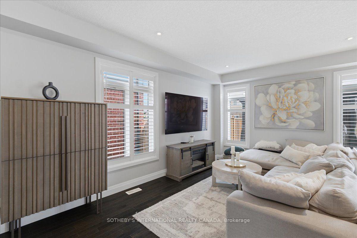 Photo 11 of 356 Freure Drive, Cambridge, Blair Road — HOMEH