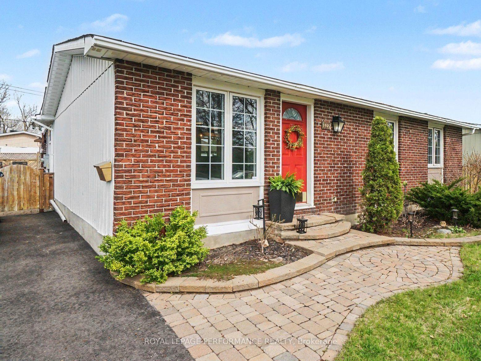 Photo 2 of 1497 Blackheath Street, Ottawa, Bilberry Creek/Queenswood Heights — HOMEH