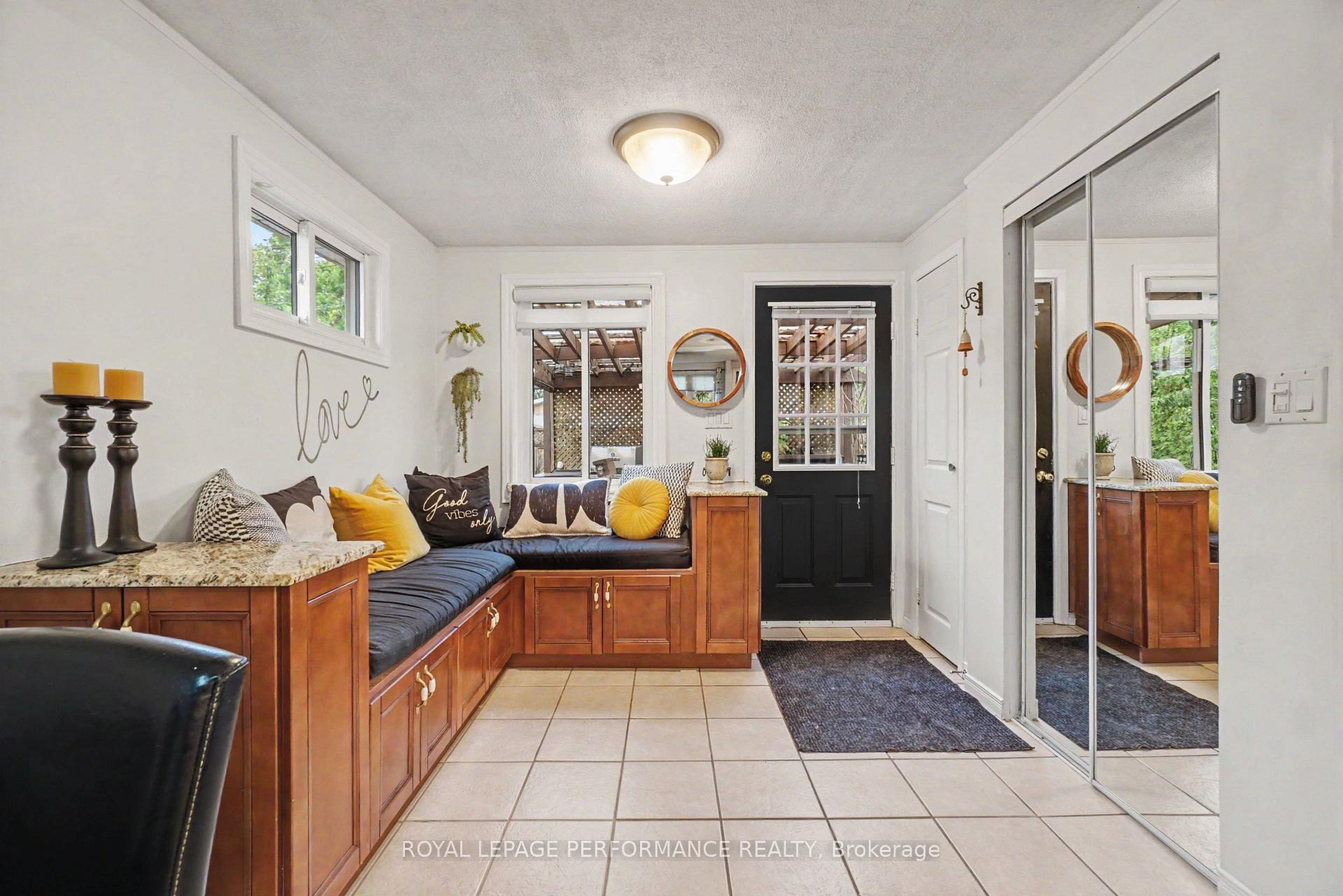 Photo 10 of 1497 Blackheath Street, Ottawa, Bilberry Creek/Queenswood Heights — HOMEH