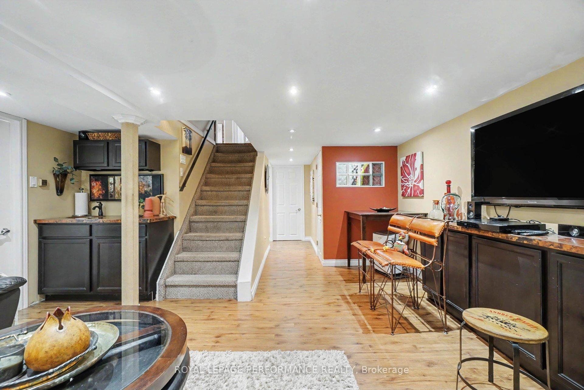 Photo 20 of 1497 Blackheath Street, Ottawa, Bilberry Creek/Queenswood Heights — HOMEH