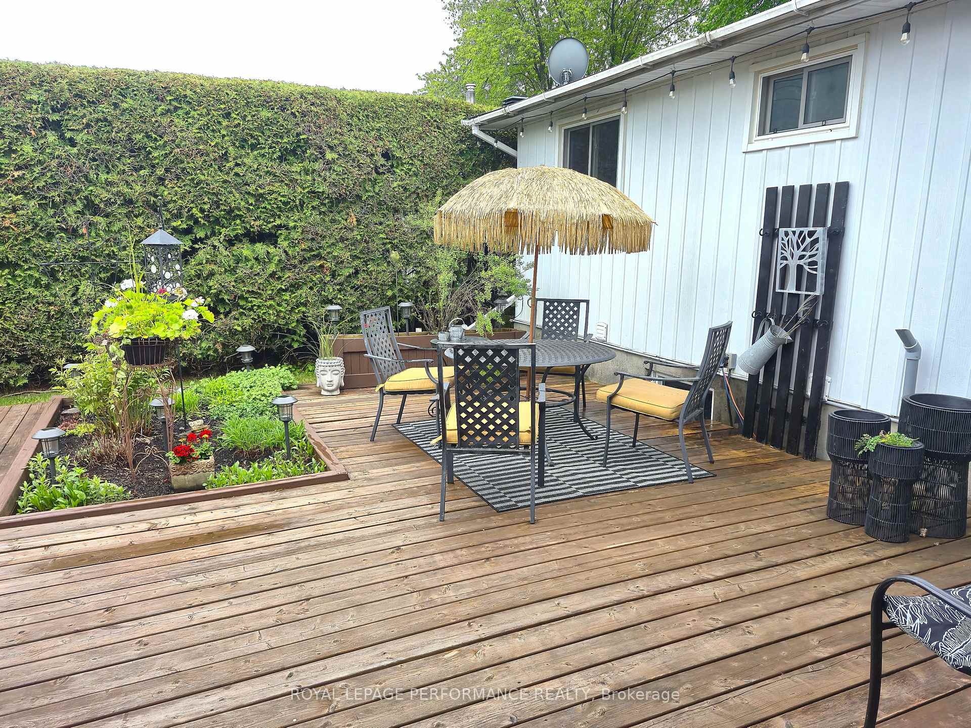 Photo 34 of 1497 Blackheath Street, Ottawa, Bilberry Creek/Queenswood Heights — HOMEH