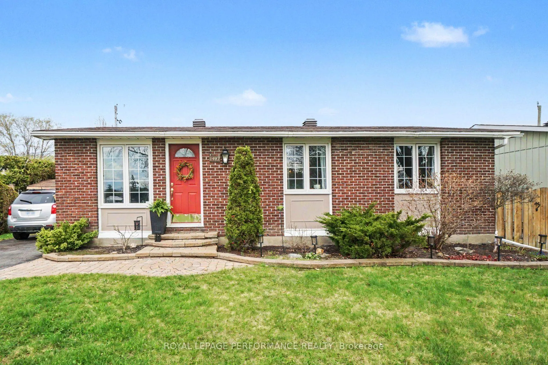 Photo 1 of 1497 Blackheath Street, Ottawa, Bilberry Creek/Queenswood Heights — HOMEH
