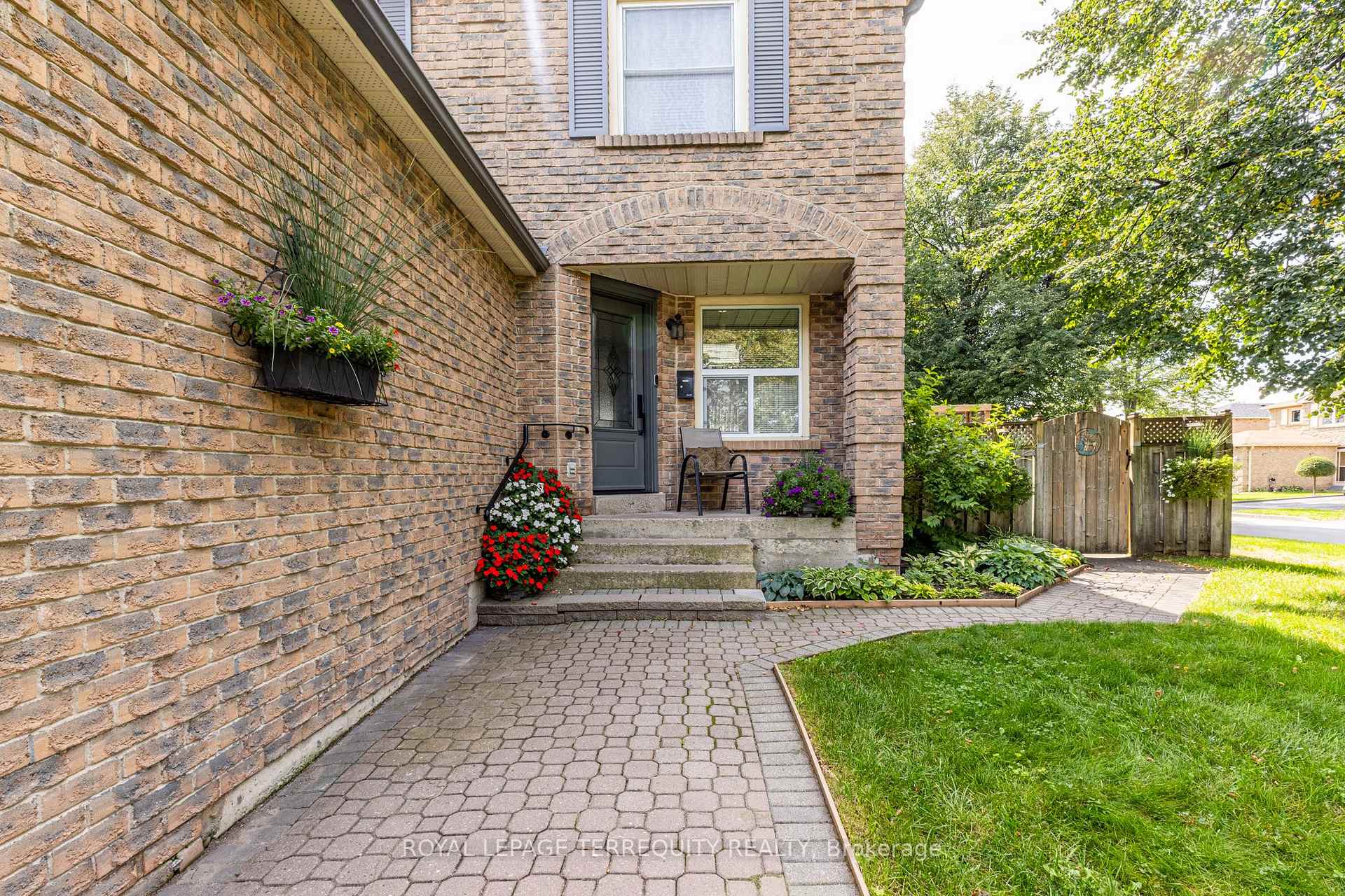 Photo 2 of 182 Chatfield Drive, Ajax, Central West — HOMEH