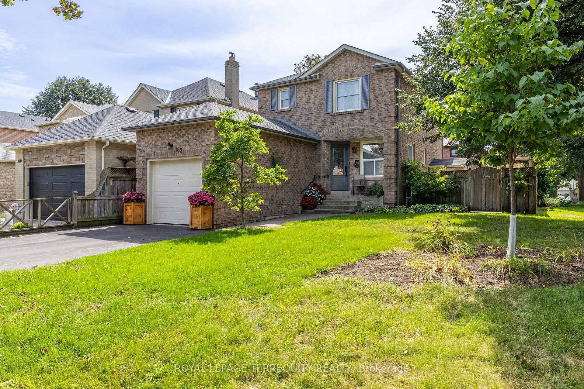 Photo 3 of 182 Chatfield Drive, Ajax, Central West — HOMEH