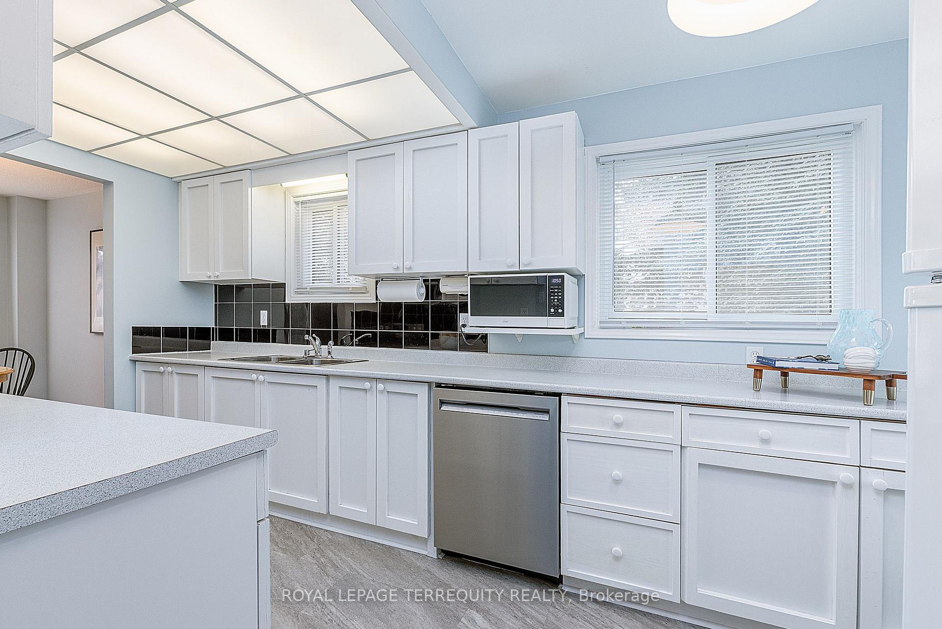 Photo 5 of 182 Chatfield Drive, Ajax, Central West — HOMEH