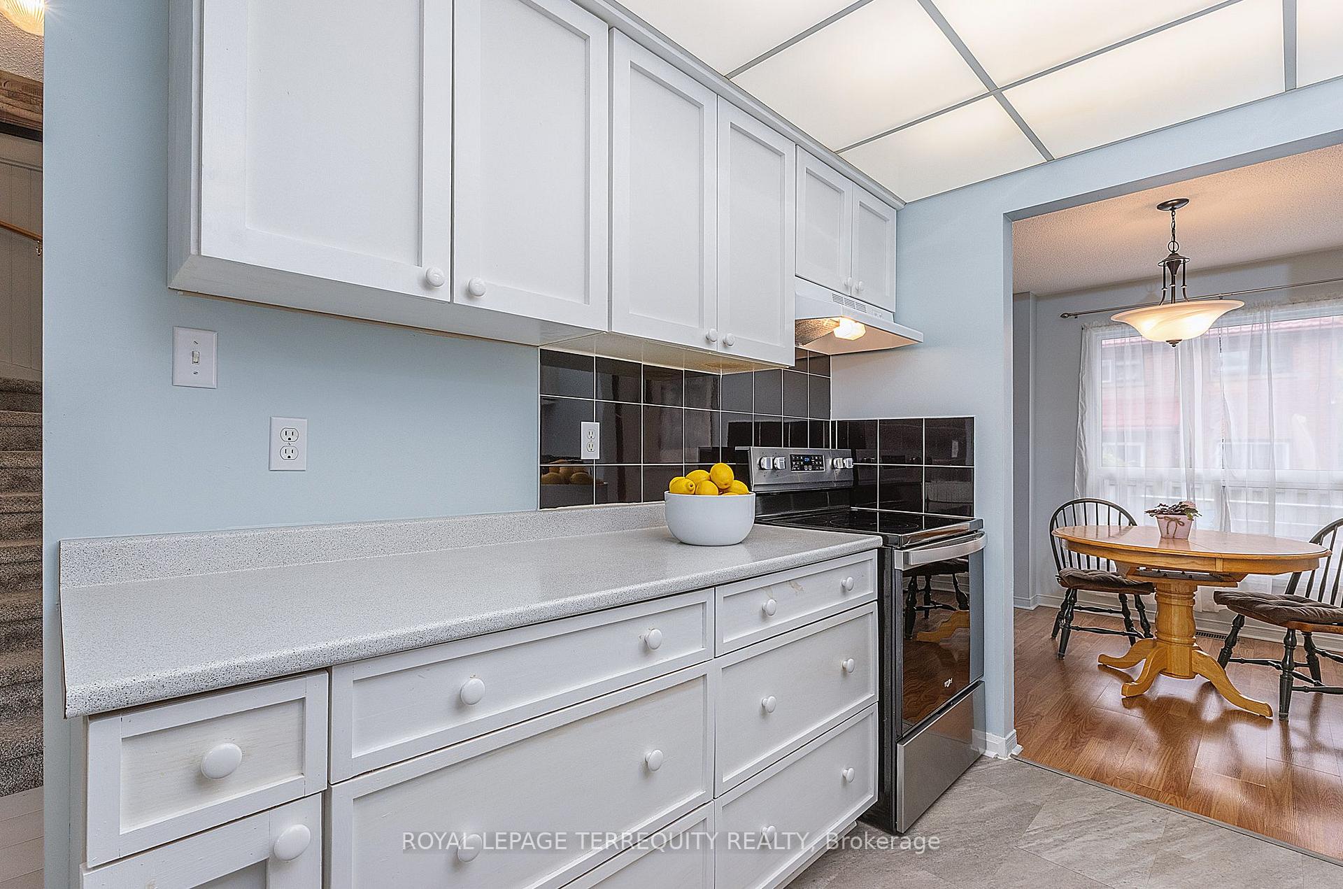 Photo 8 of 182 Chatfield Drive, Ajax, Central West — HOMEH