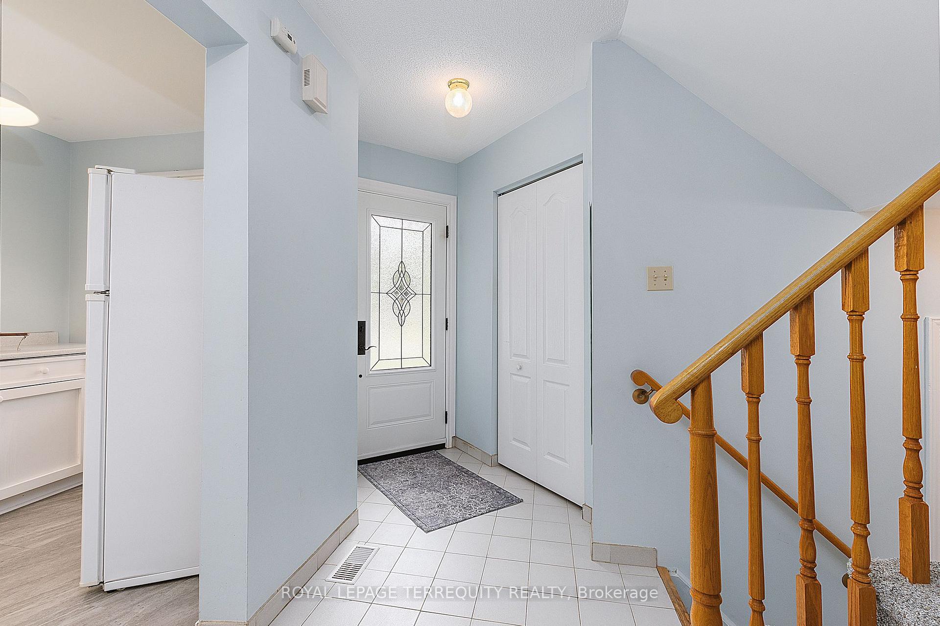 Photo 4 of 182 Chatfield Drive, Ajax, Central West — HOMEH