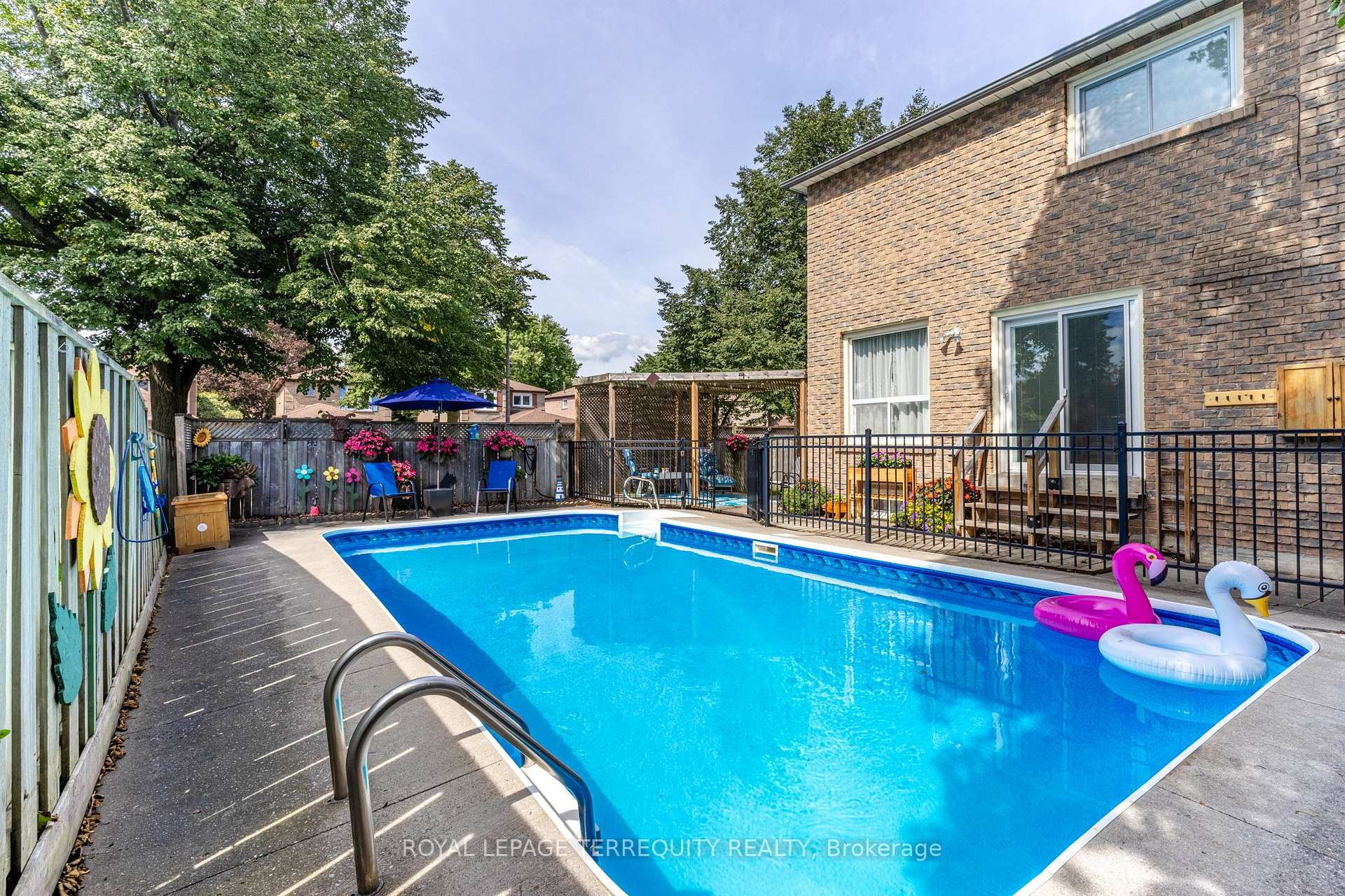 Photo 34 of 182 Chatfield Drive, Ajax, Central West — HOMEH