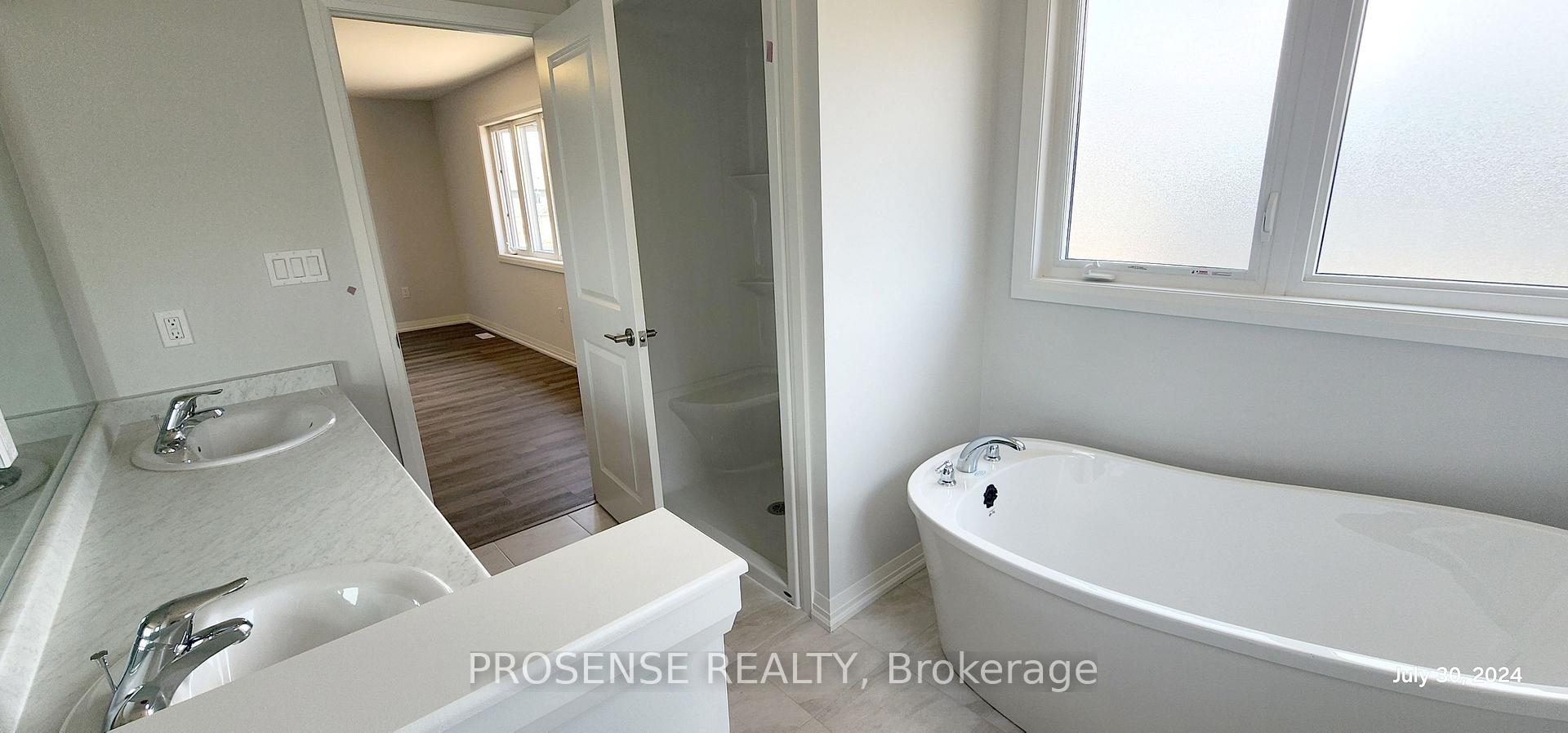 Photo 24 of 15 Samuel Avenue, Pelham, Fonthill — HOMEH