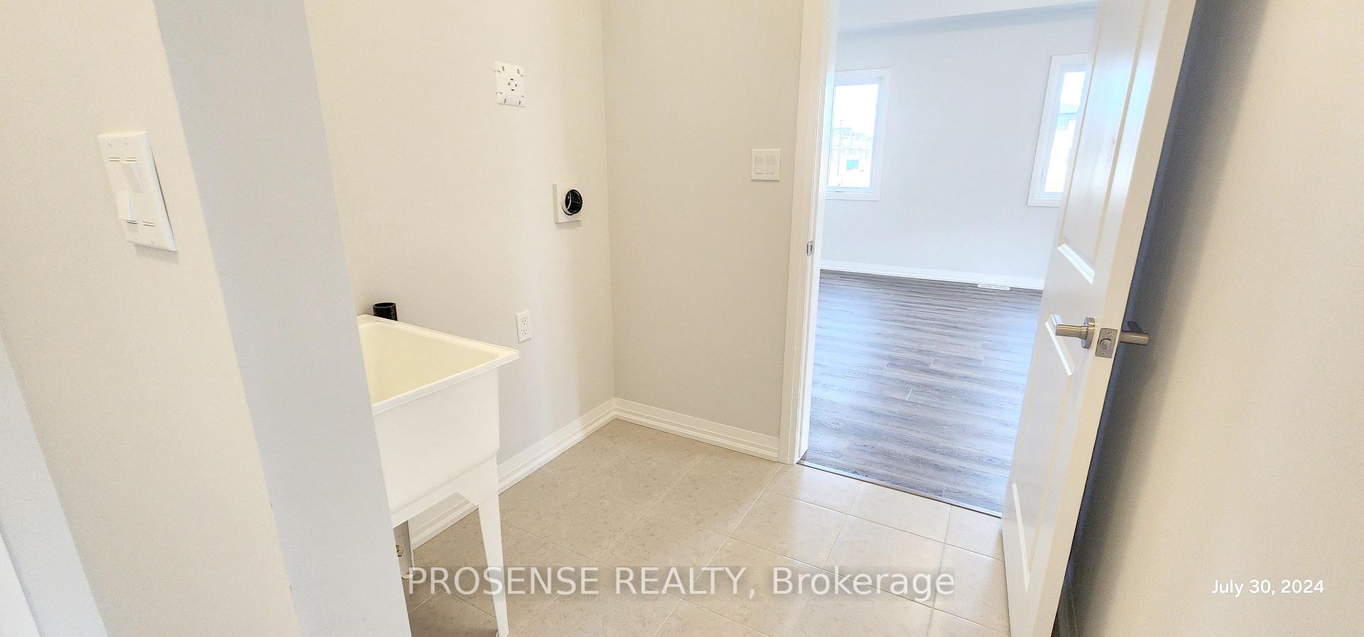 Photo 27 of 15 Samuel Avenue, Pelham, Fonthill — HOMEH
