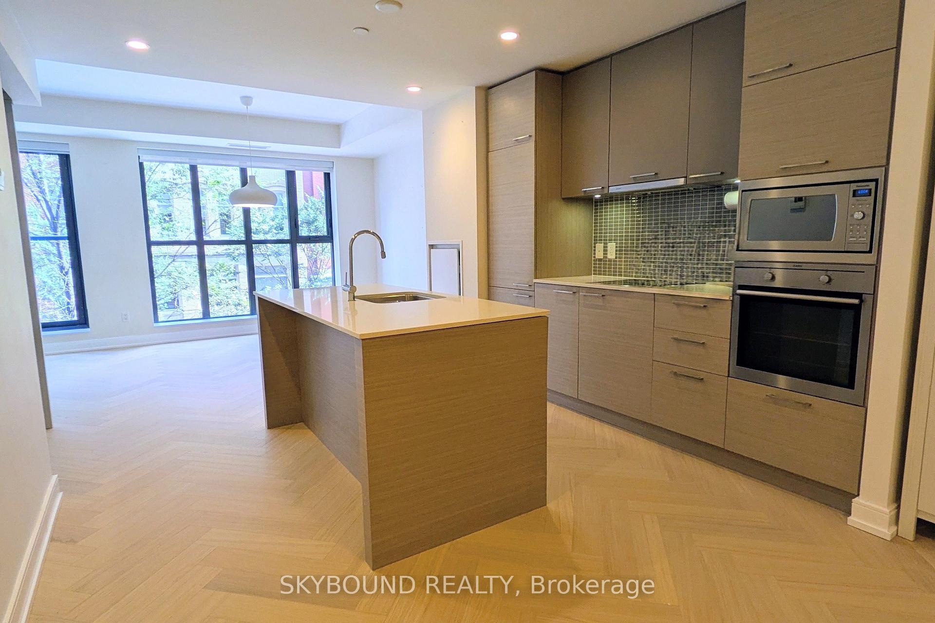 Photo 7 of Unit 304, 55 Front Street E, Toronto, Waterfront Communities — HOMEH