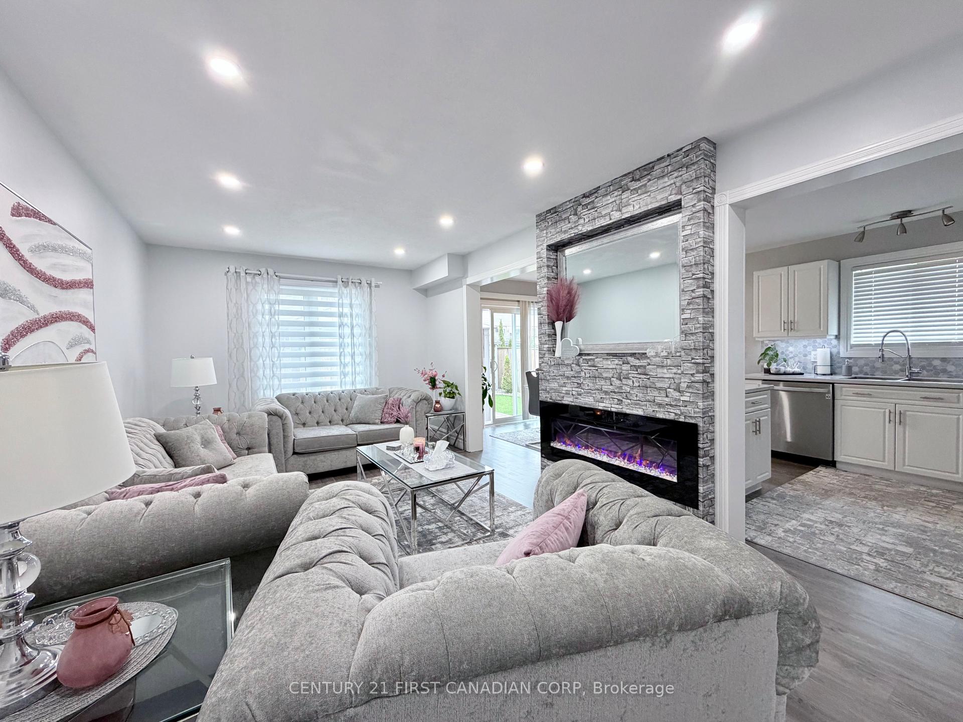 Photo 9 of 9 Barrett Crescent, St. Thomas — HOMEH