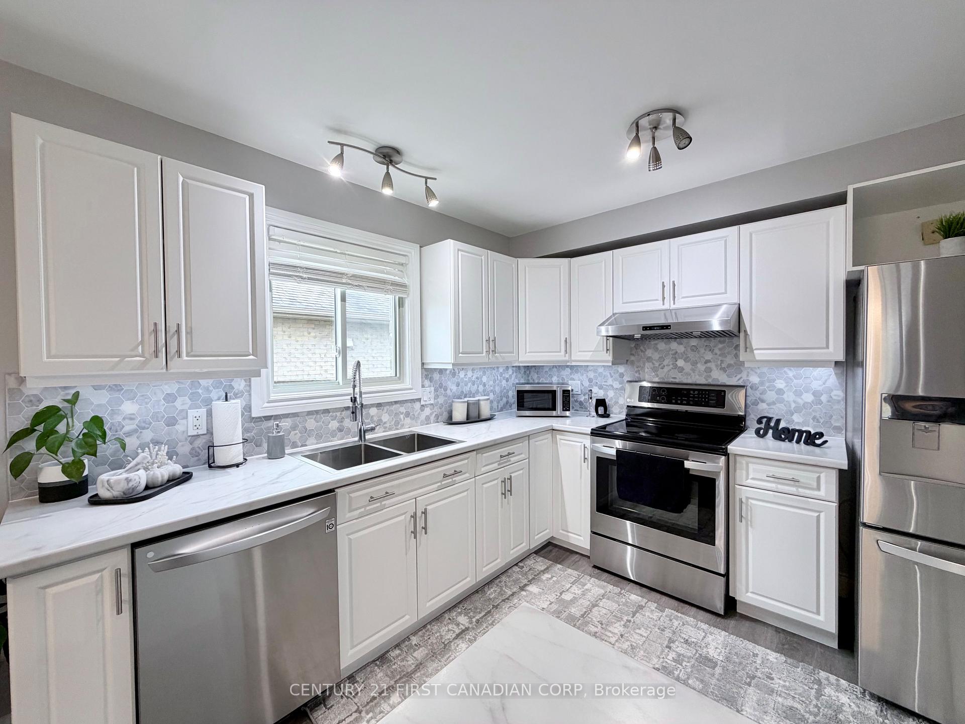 Photo 16 of 9 Barrett Crescent, St. Thomas — HOMEH