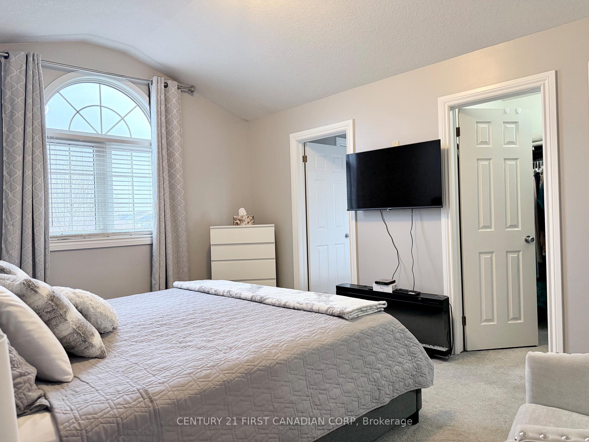 Photo 22 of 9 Barrett Crescent, St. Thomas — HOMEH