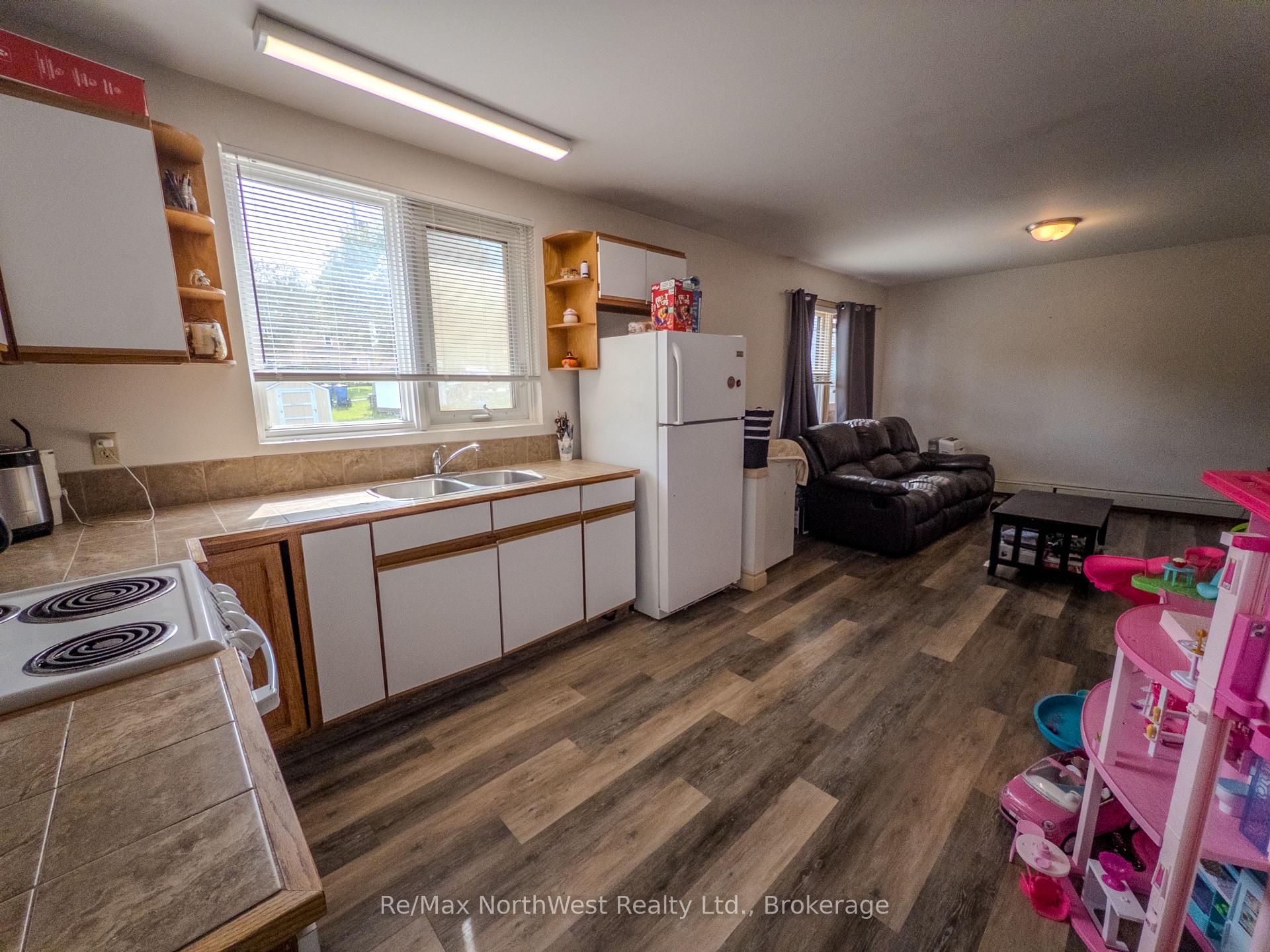 Photo 22 of 617 First Street S, Kenora, Central — HOMEH