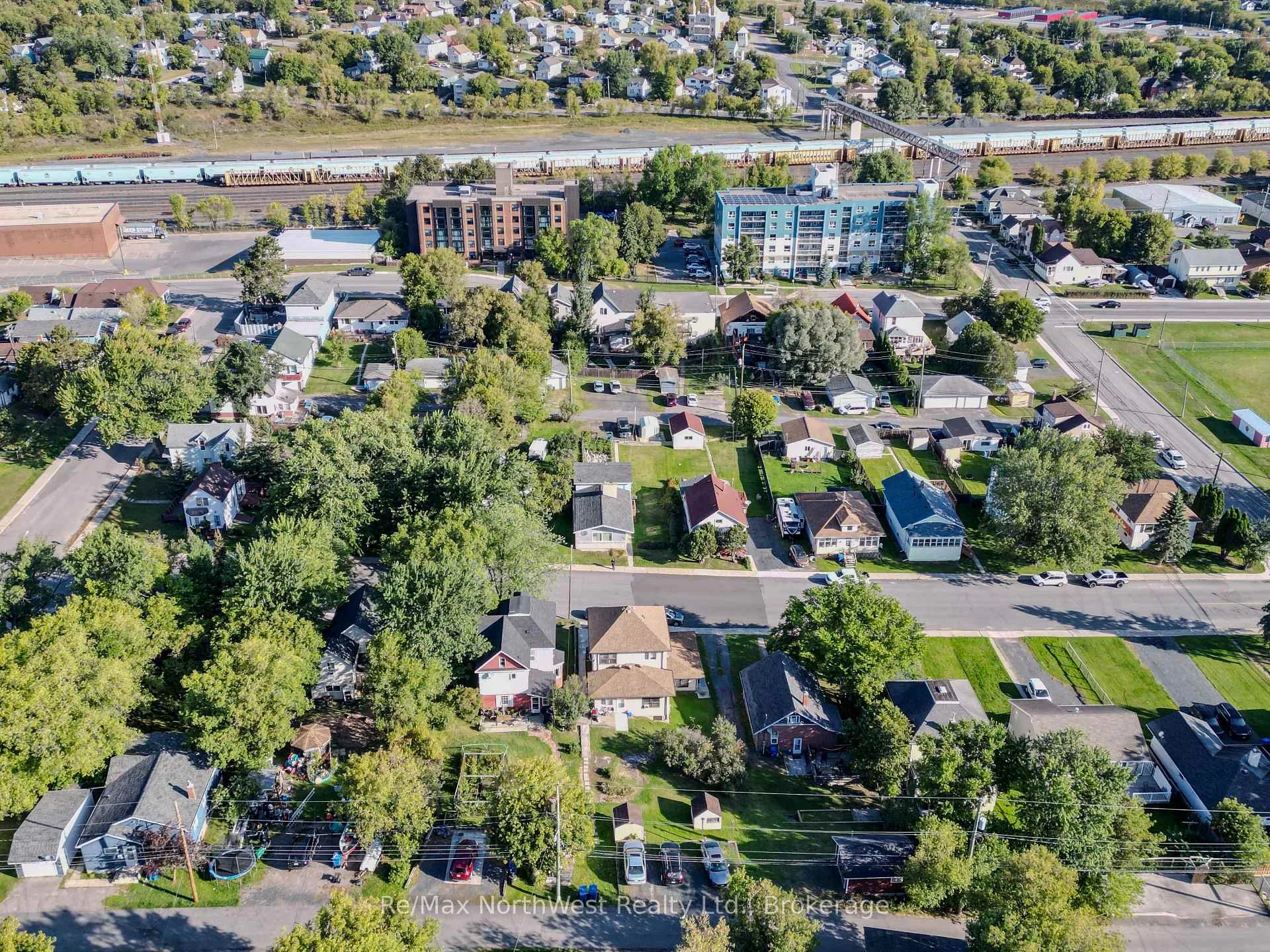 Photo 15 of 617 First Street S, Kenora, Central — HOMEH