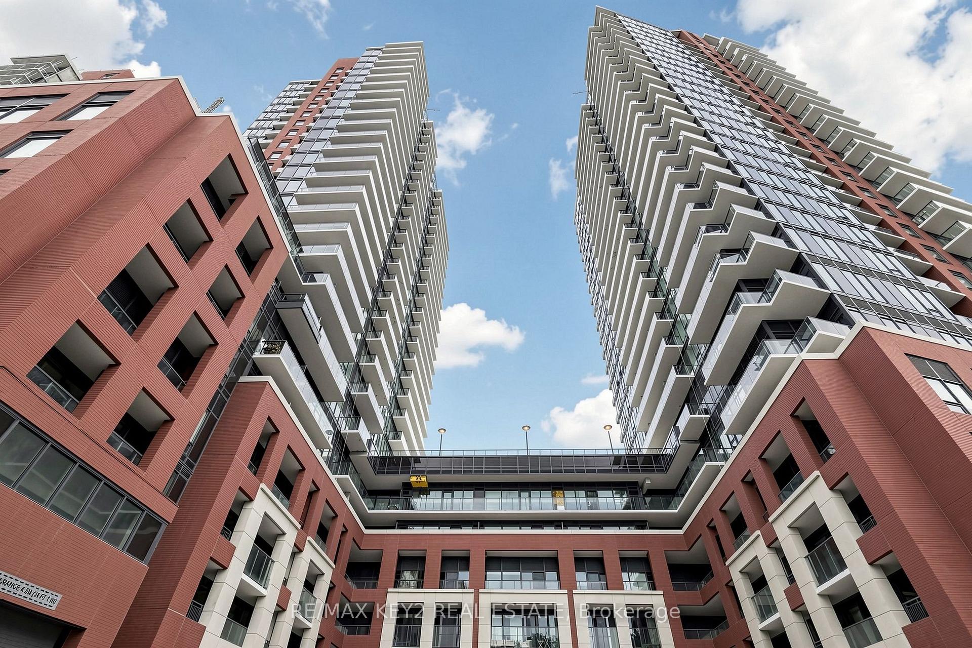 Front of Unit 1415, 4010 Eglinton Avenue W
