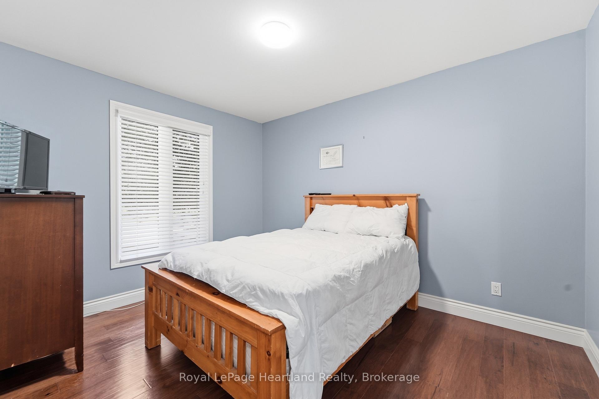 Photo 19 of 244 Dawnrose Drive, Goderich, Goderich (Town) — HOMEH