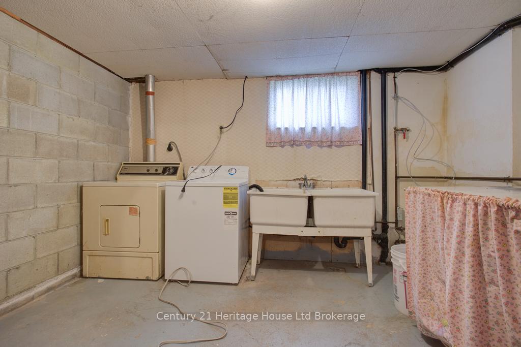 Photo 21 of 165 Park Row, Woodstock, Woodstock - South — HOMEH