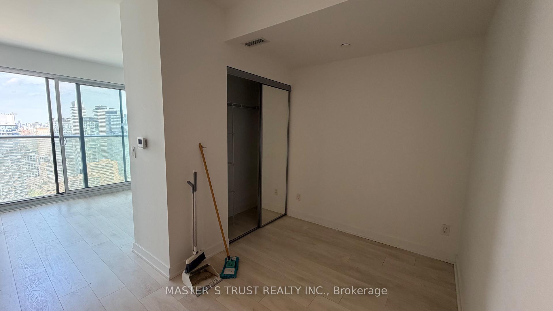 Photo 10 of Unit 4704, 501 Yonge Street, Toronto, Church-Yonge Corridor — HOMEH