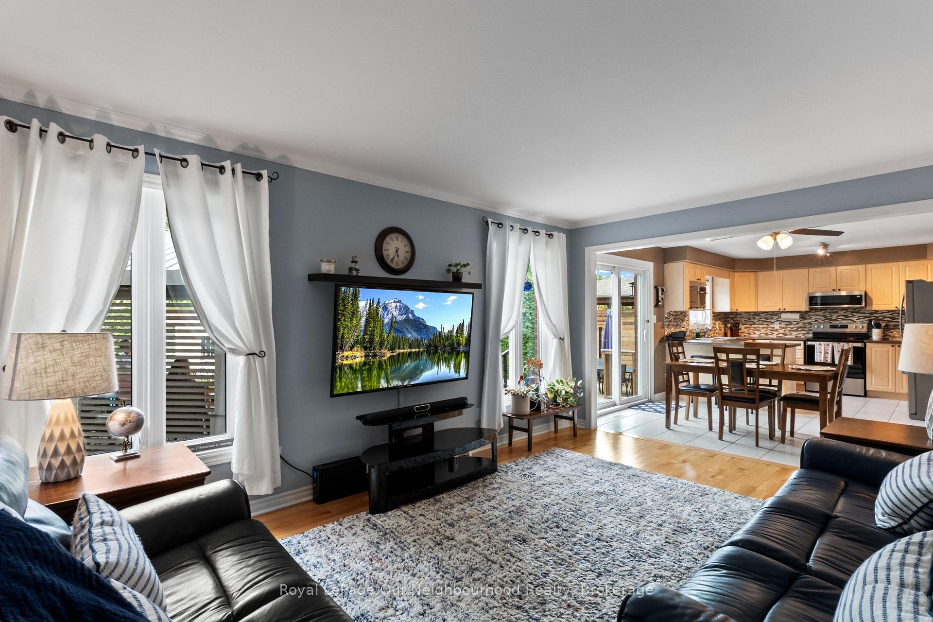 Photo 12 of 17 Catherwood Lane, Clarington, Newcastle — HOMEH