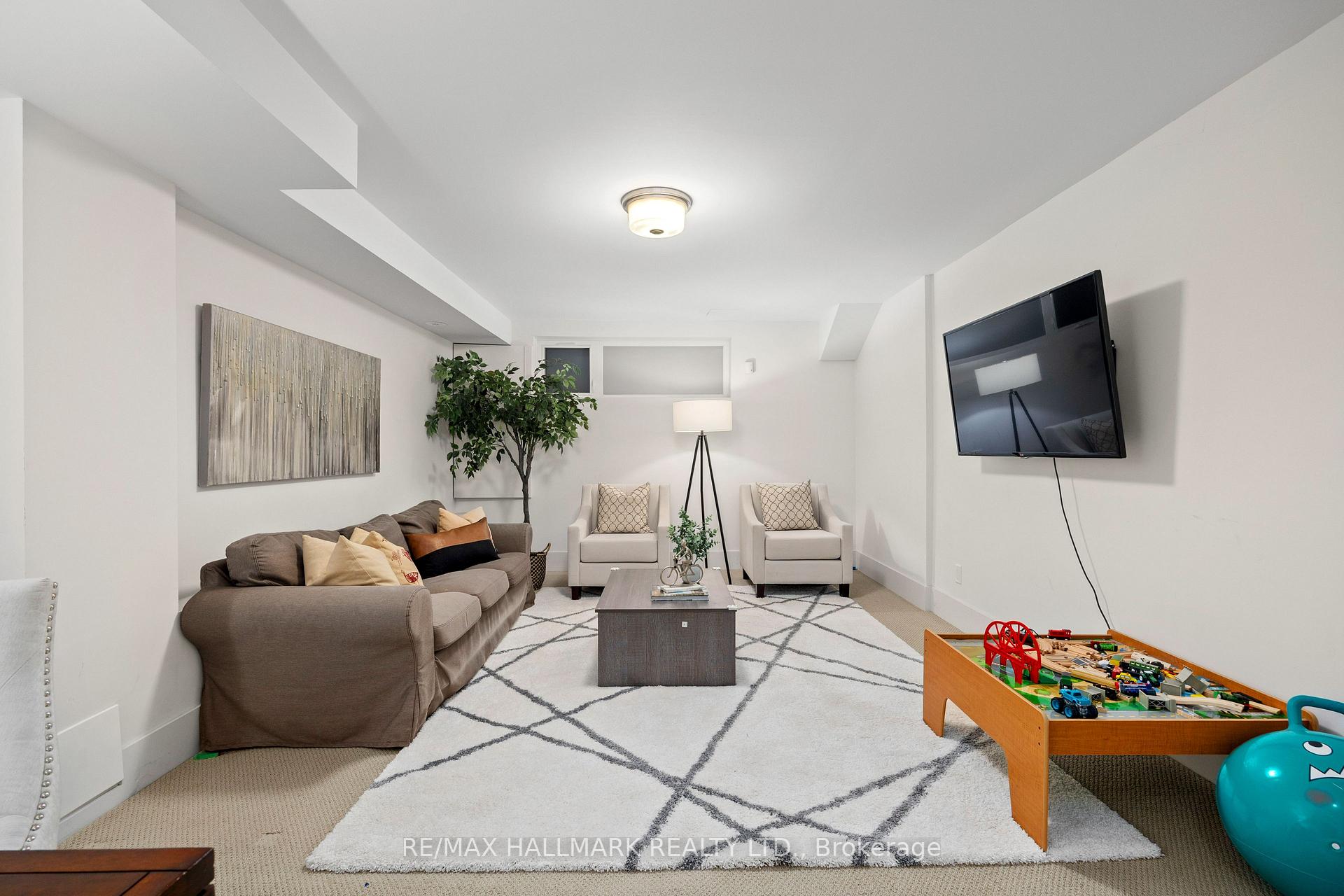 Photo 29 of 68 Boulton Avenue, Toronto, South Riverdale — HOMEH