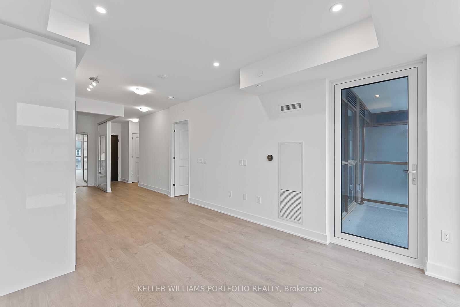 Photo 12 of Unit 228, 2343 Khalsa Gate, Oakville, Westmount — HOMEH