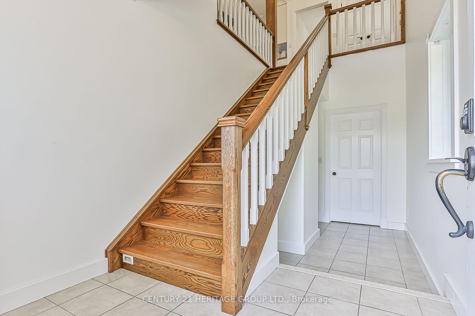 Photo 4 of 3471 Mount Albert Road, East Gwillimbury, Rural East Gwillimbury — HOMEH