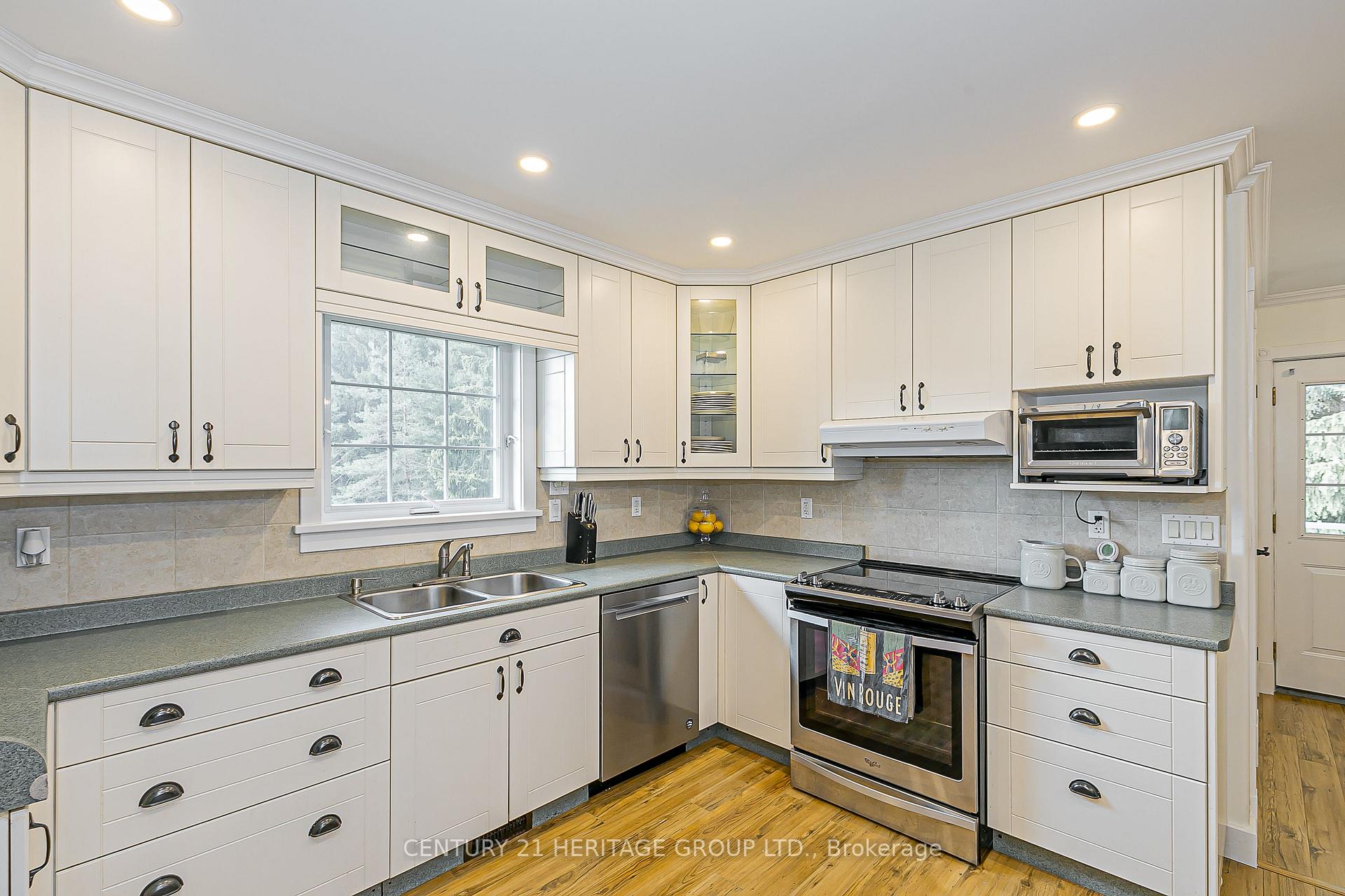 Photo 10 of 3471 Mount Albert Road, East Gwillimbury, Rural East Gwillimbury — HOMEH