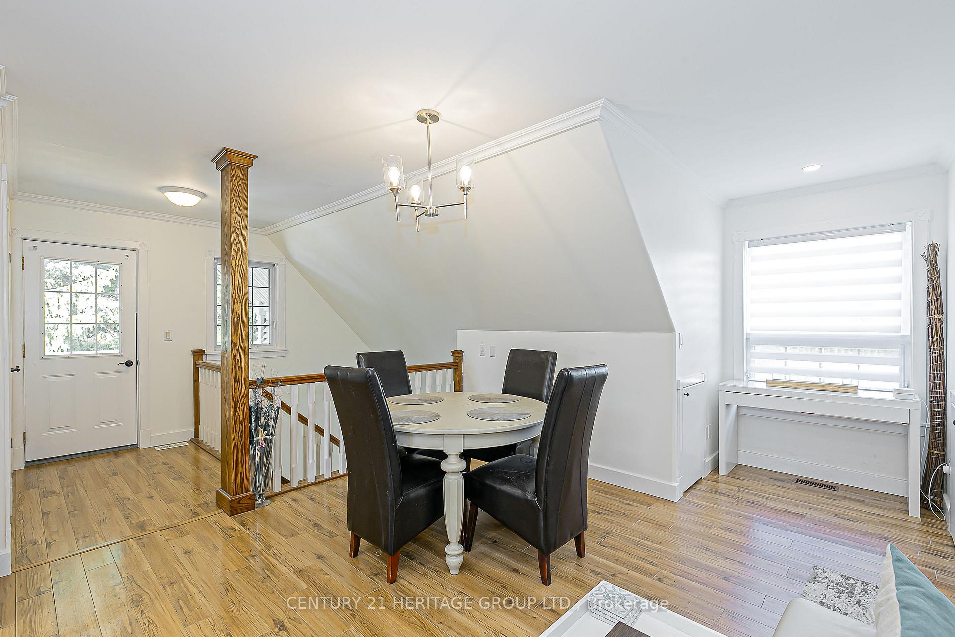 Photo 15 of 3471 Mount Albert Road, East Gwillimbury, Rural East Gwillimbury — HOMEH