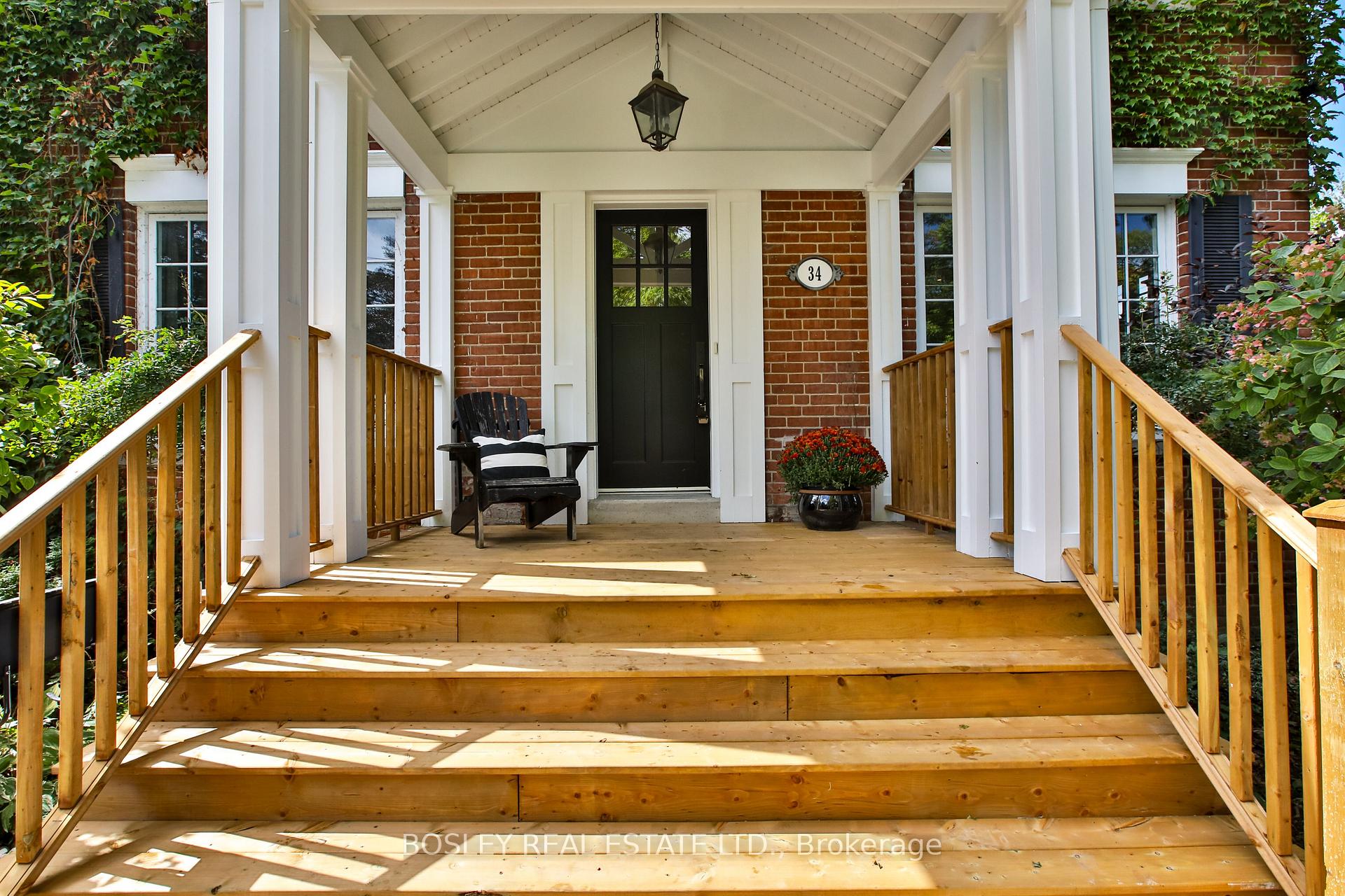 Photo 3 of 34 Edgecombe Avenue, Toronto, Bedford Park-Nortown — HOMEH