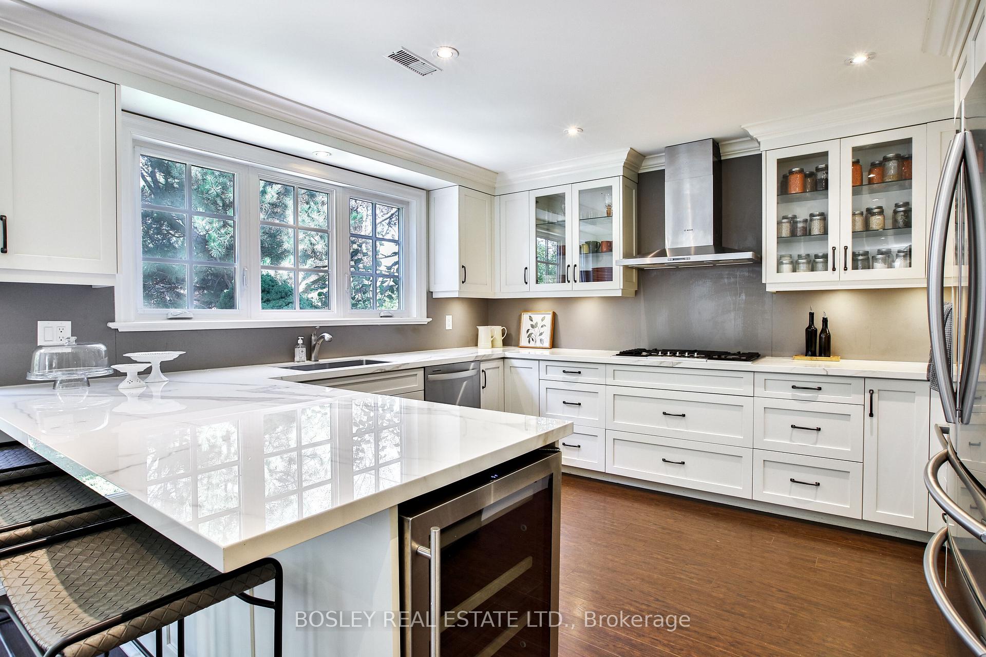 Photo 15 of 34 Edgecombe Avenue, Toronto, Bedford Park-Nortown — HOMEH