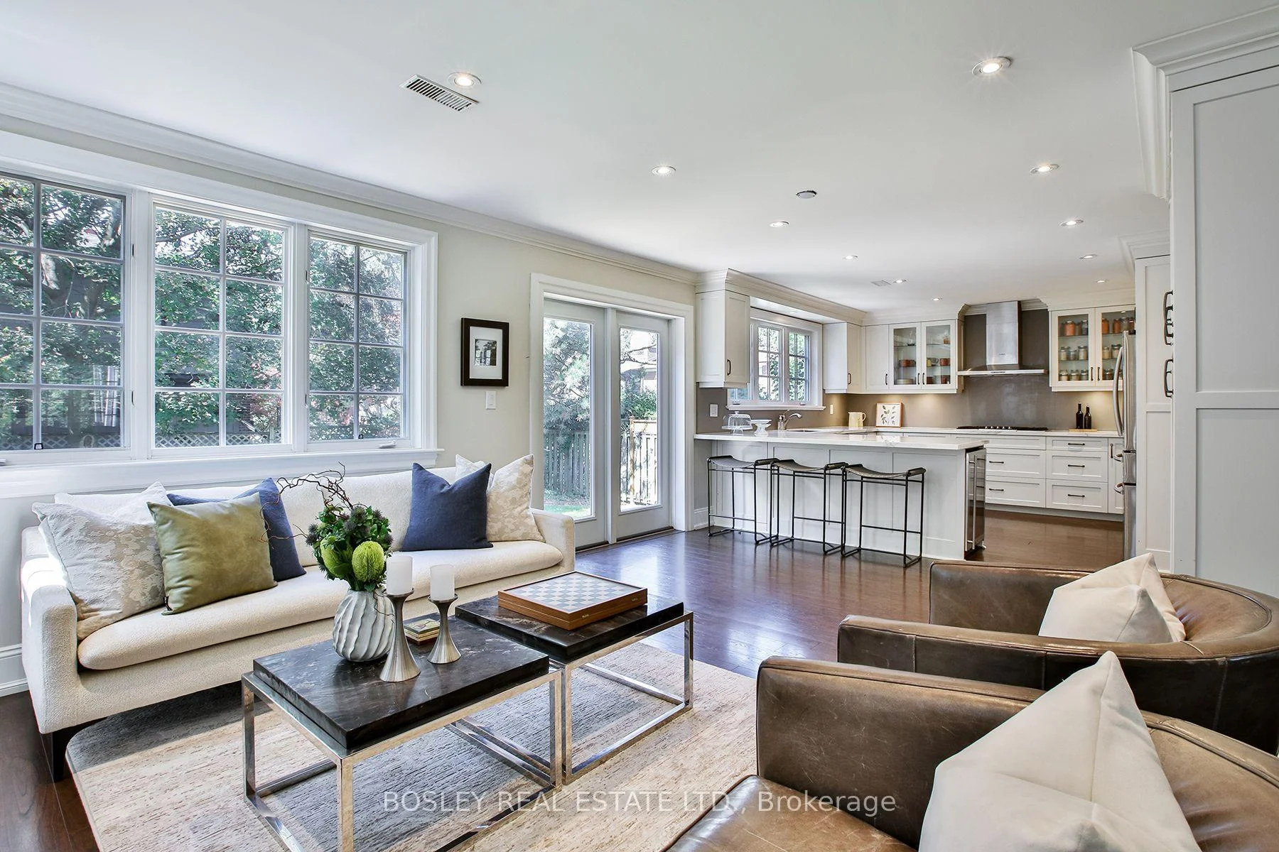 Photo 14 of 34 Edgecombe Avenue, Toronto, Bedford Park-Nortown — HOMEH