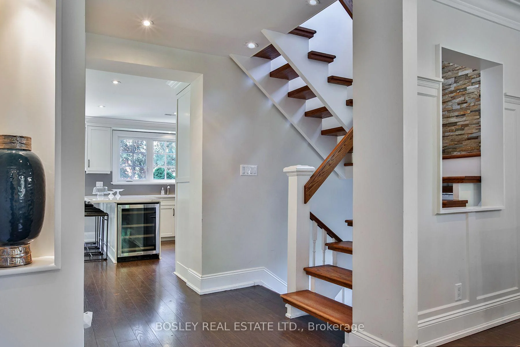 Photo 36 of 34 Edgecombe Avenue, Toronto, Bedford Park-Nortown — HOMEH