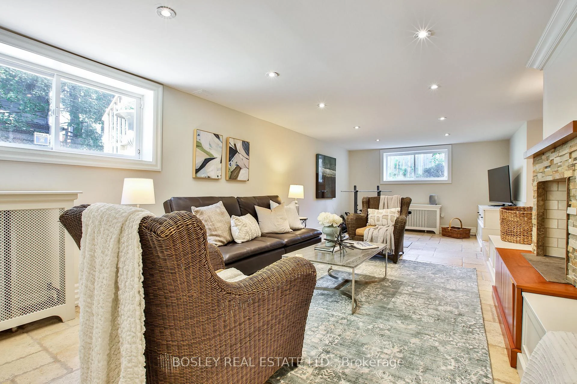 Photo 64 of 34 Edgecombe Avenue, Toronto, Bedford Park-Nortown — HOMEH