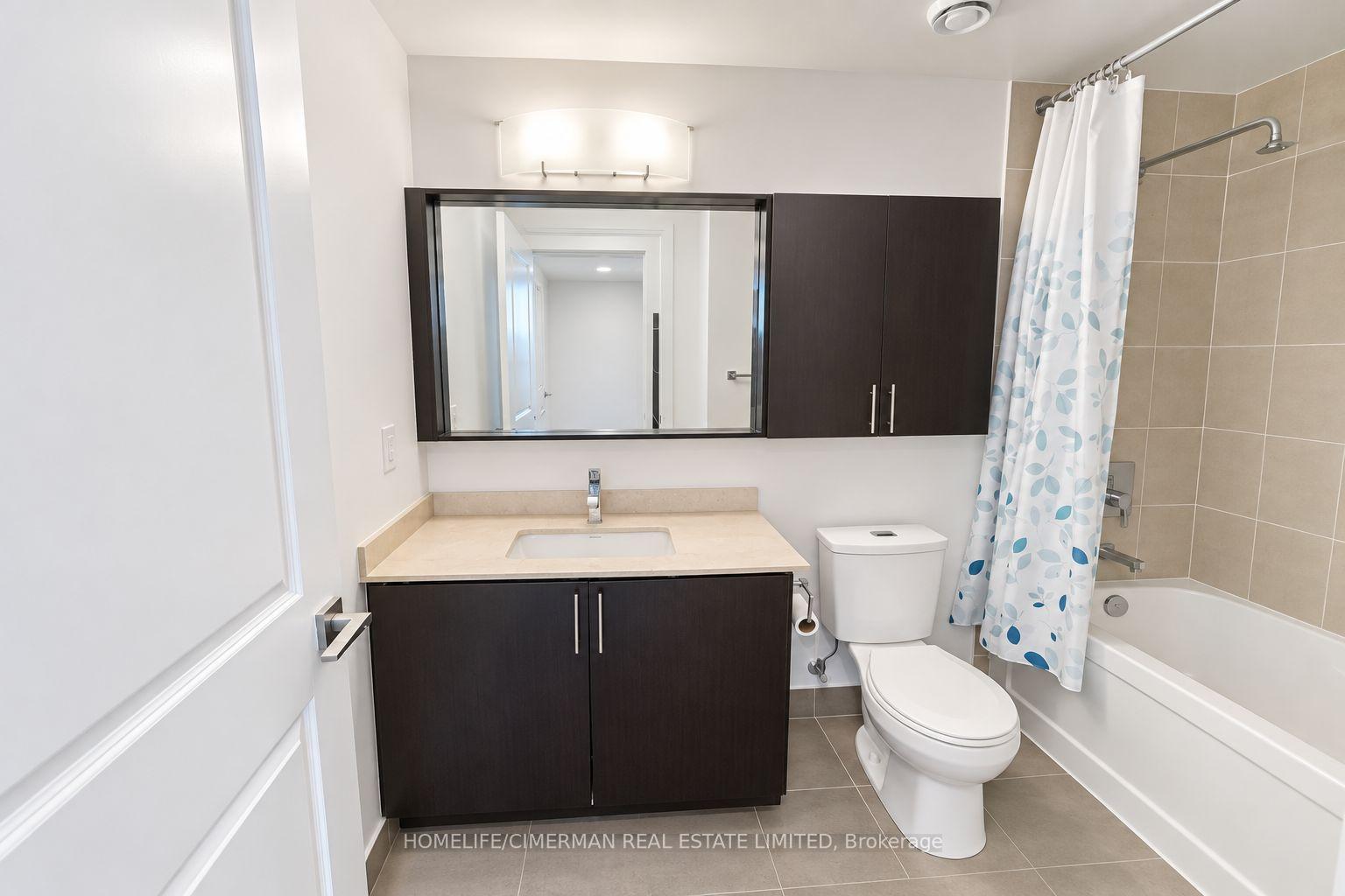 Photo 8 of Unit 2103, 7171 Yonge Street, Markham, Grandview — HOMEH