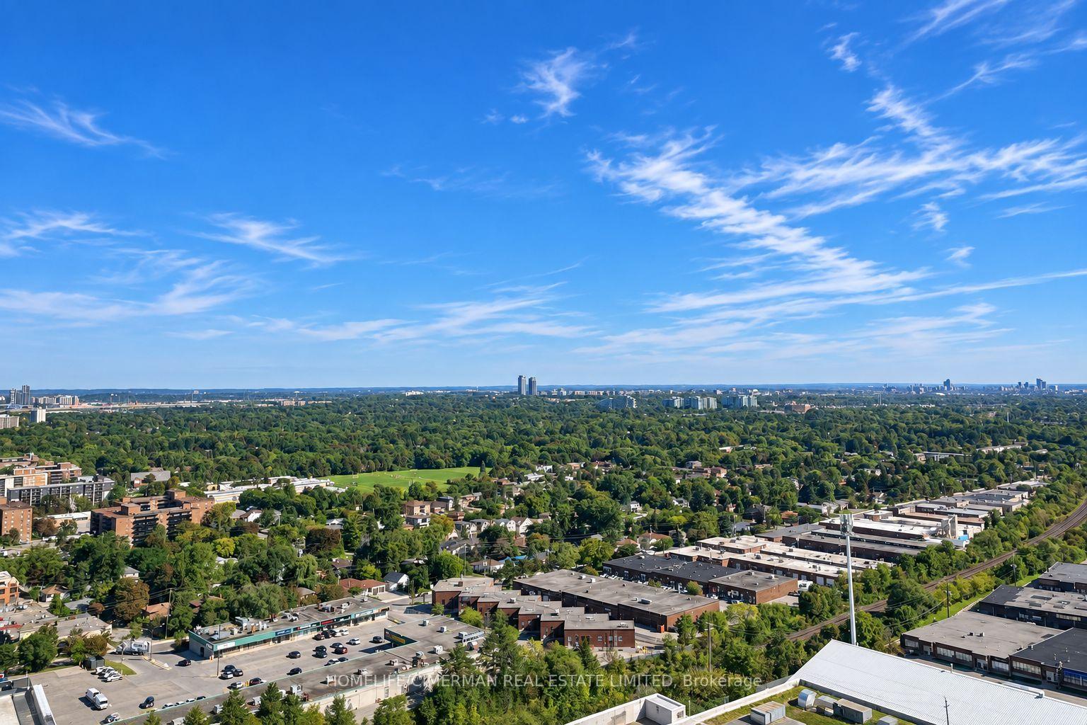 Photo 12 of Unit 2103, 7171 Yonge Street, Markham, Grandview — HOMEH