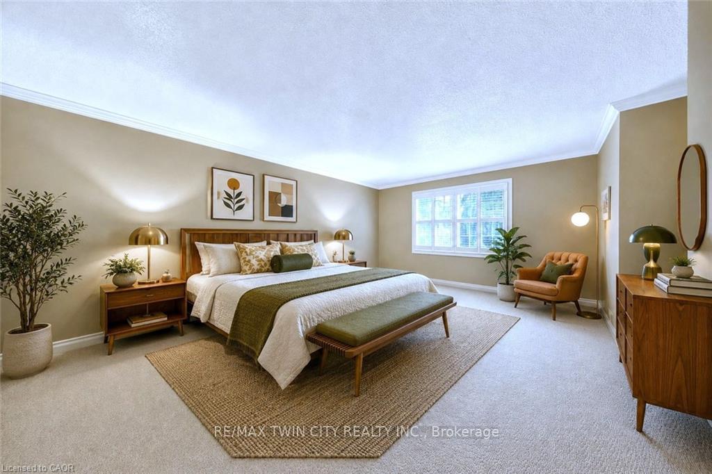 Photo 12 of 700 Glasgow Street, Kitchener, Westmount - Kitchener — HOMEH
